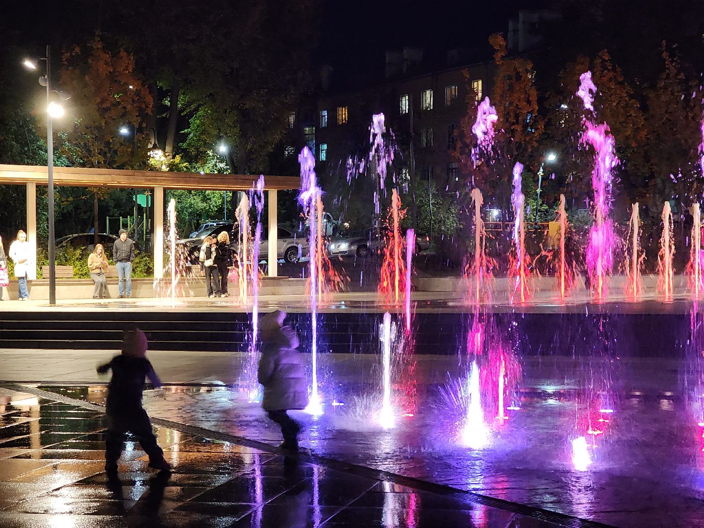 ногинск, жители, общество, фонтанная площадь, шоу фонтанов, концертная программа, фонтаны,