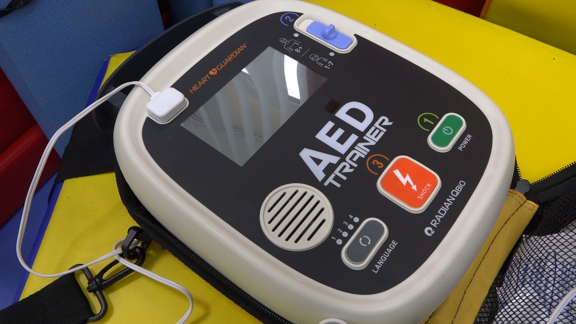 реанимация навыки, мастер-класс реанимации, НИКИ детства, Поликлиника власихи, волонтеры-медики,