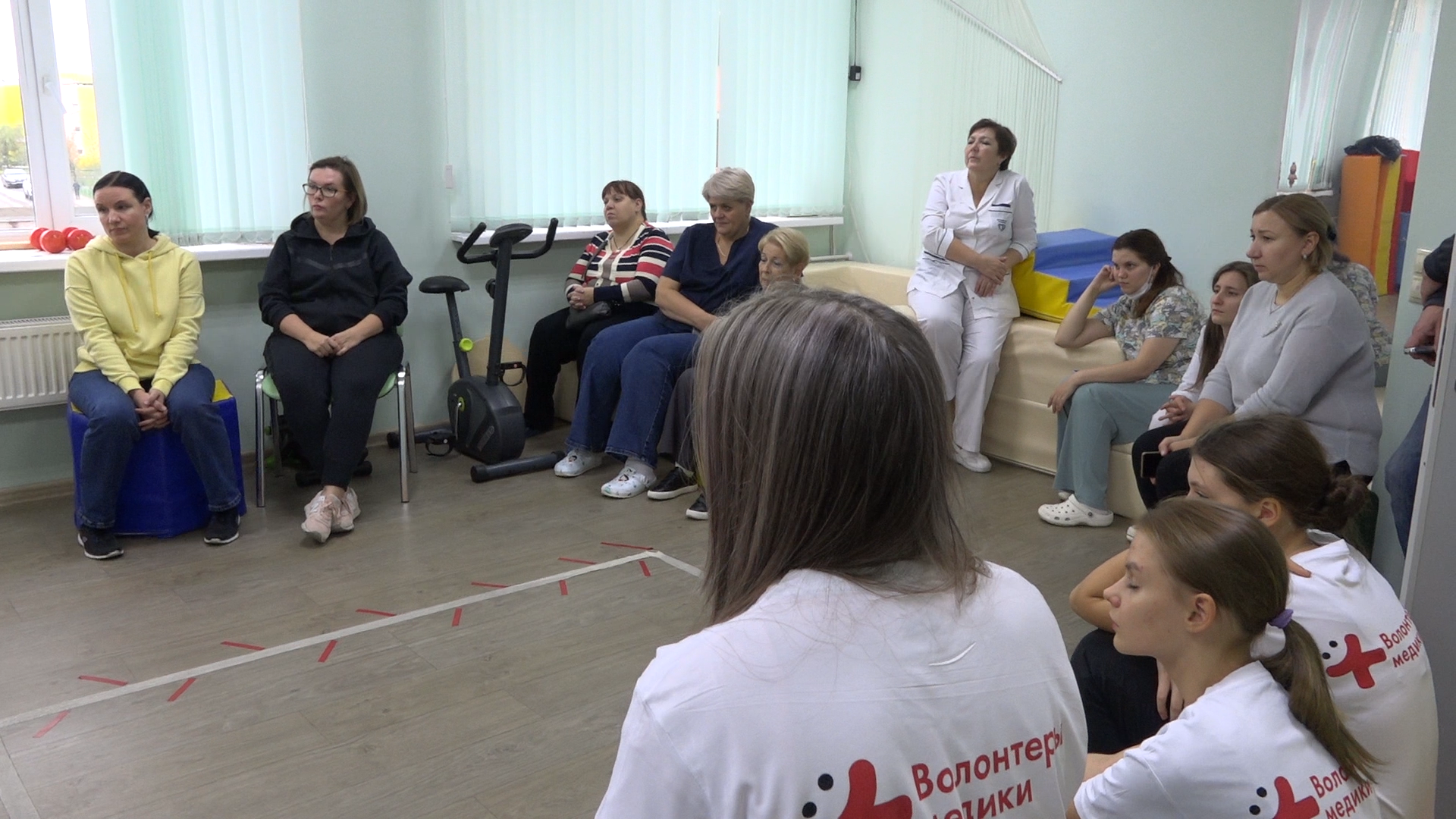 реанимация навыки, мастер-класс реанимации, НИКИ детства, Поликлиника власихи, волонтеры-медики,