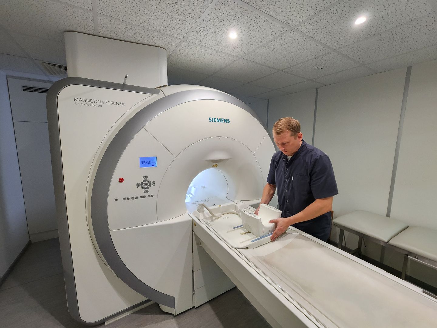 Чехов, Чеховская больница, услуги МРТ, магнитно-резонансная томография, диагностика, исследования, бесплатные услуги по ОМС, аппарат МРТ,