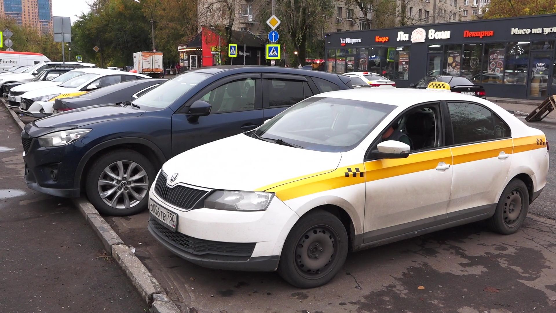 Реутов, парковки, машины, плата за паркинг, стоянка запрещена, остановка по требованию,