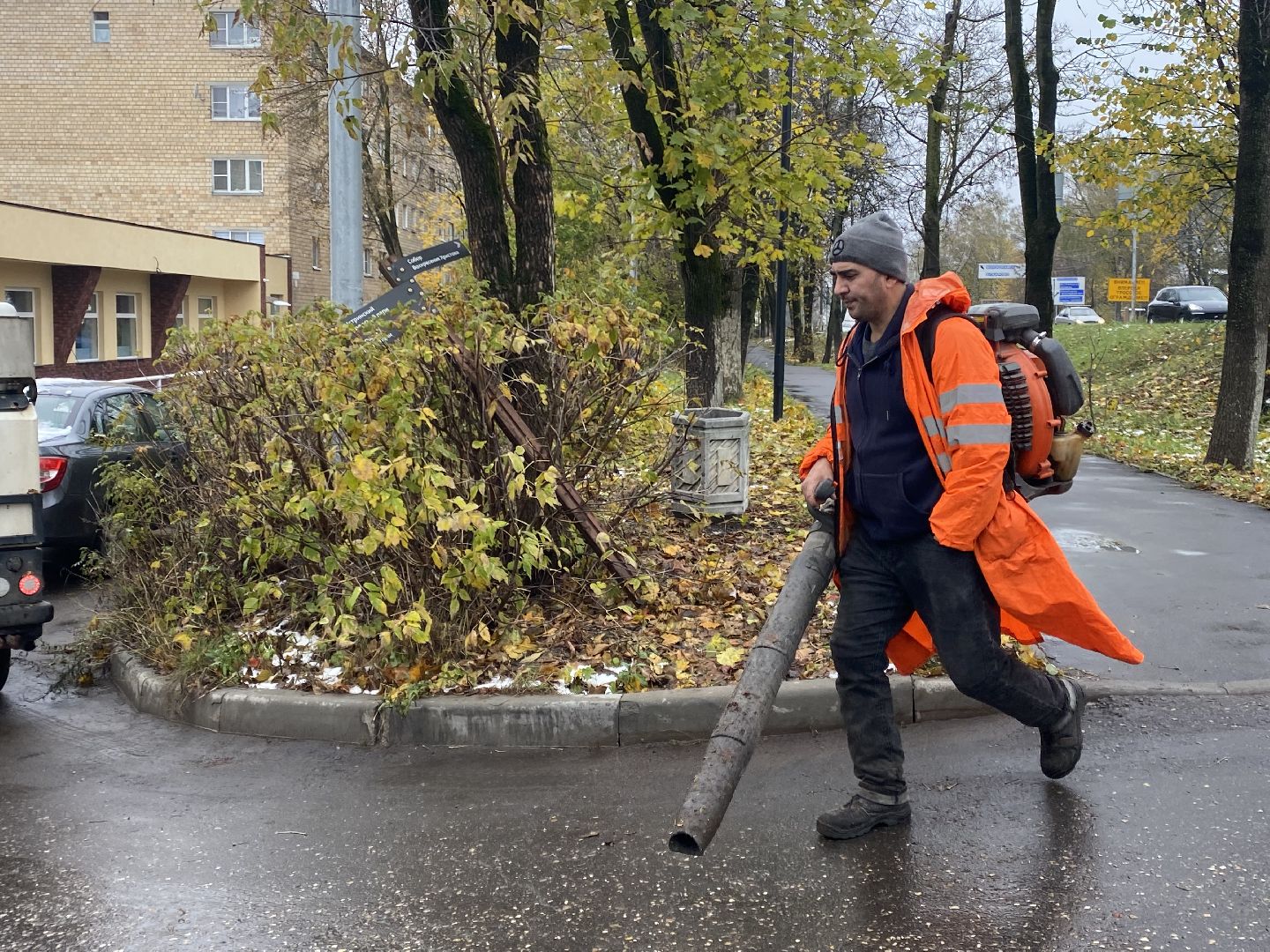 Осень, Уборка листьев, Уборка дорог,