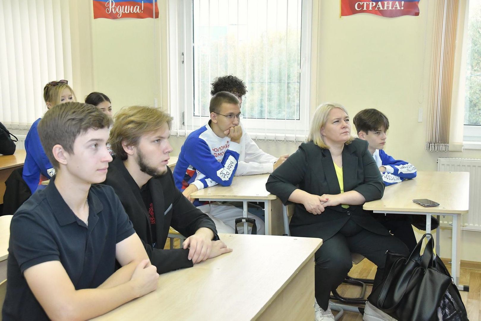 волонтеры подмосковья, волонтеры власиха, школа перспектива волонтеры, волонтерская деятельность, волонтерская помощь,