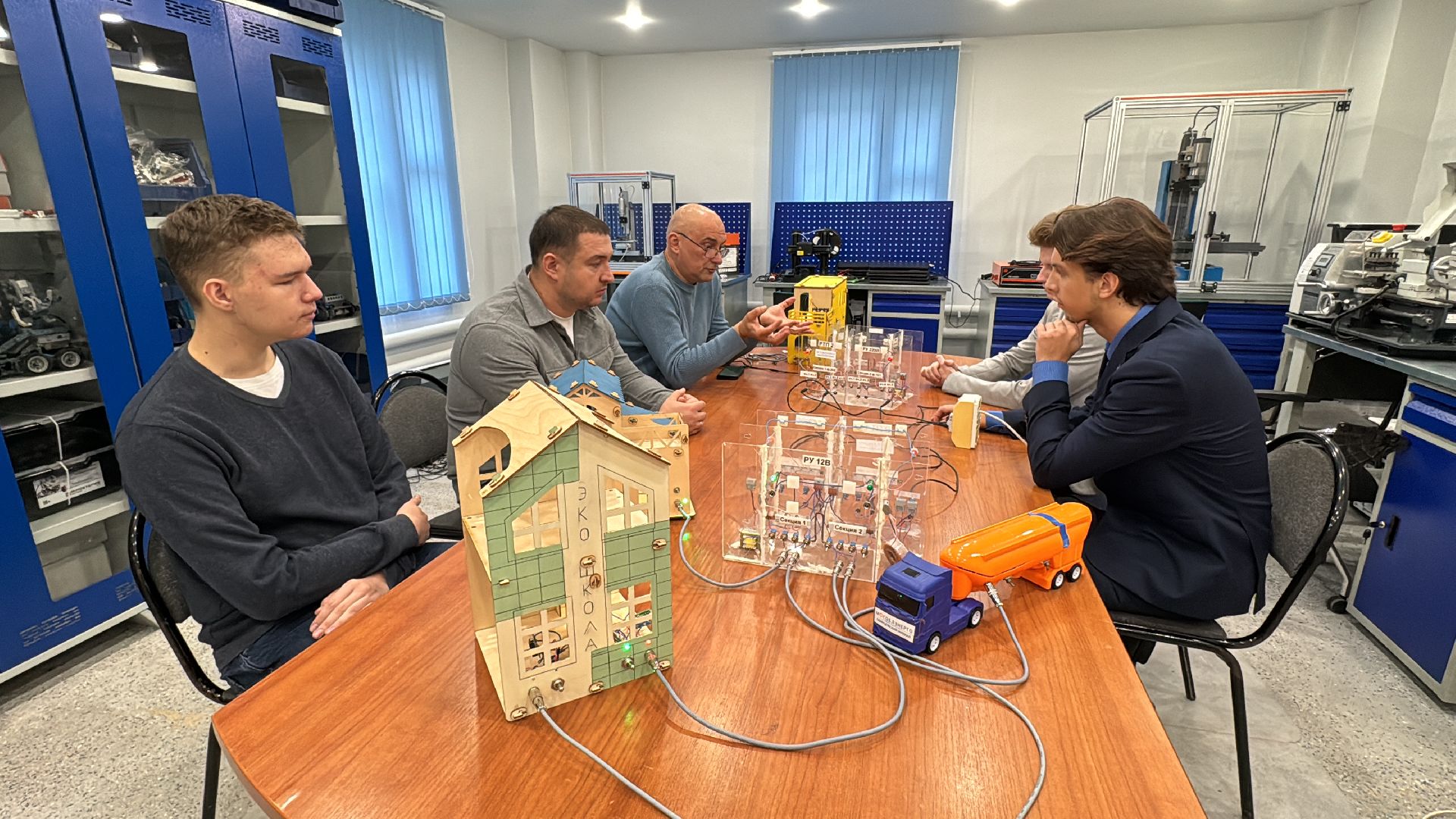 Школа юного энергетика, Одинцовский Десятый лицей, Профориентация,