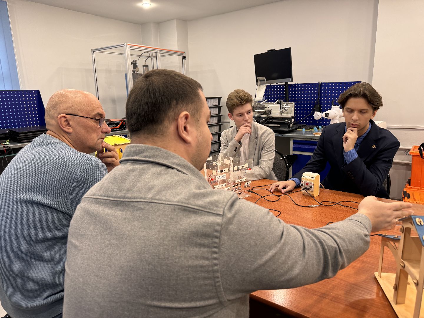 Школа юного энергетика, Одинцовский Десятый лицей, Профориентация,