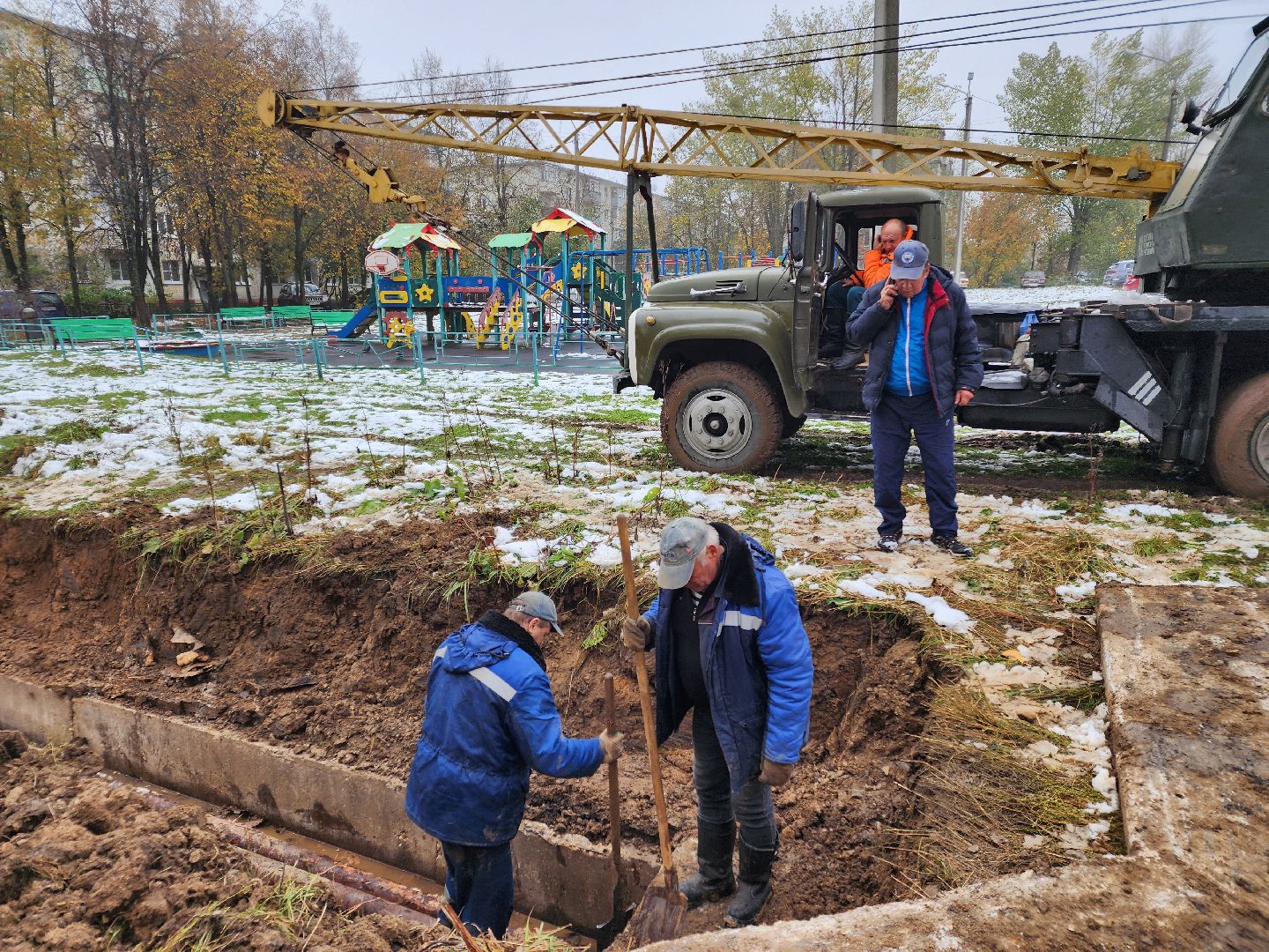 Чехов, микрорайон Венюково, улица Маркова, ремонт теплосети, восстановление теплоснабжения, замена трубы, подача тепла,