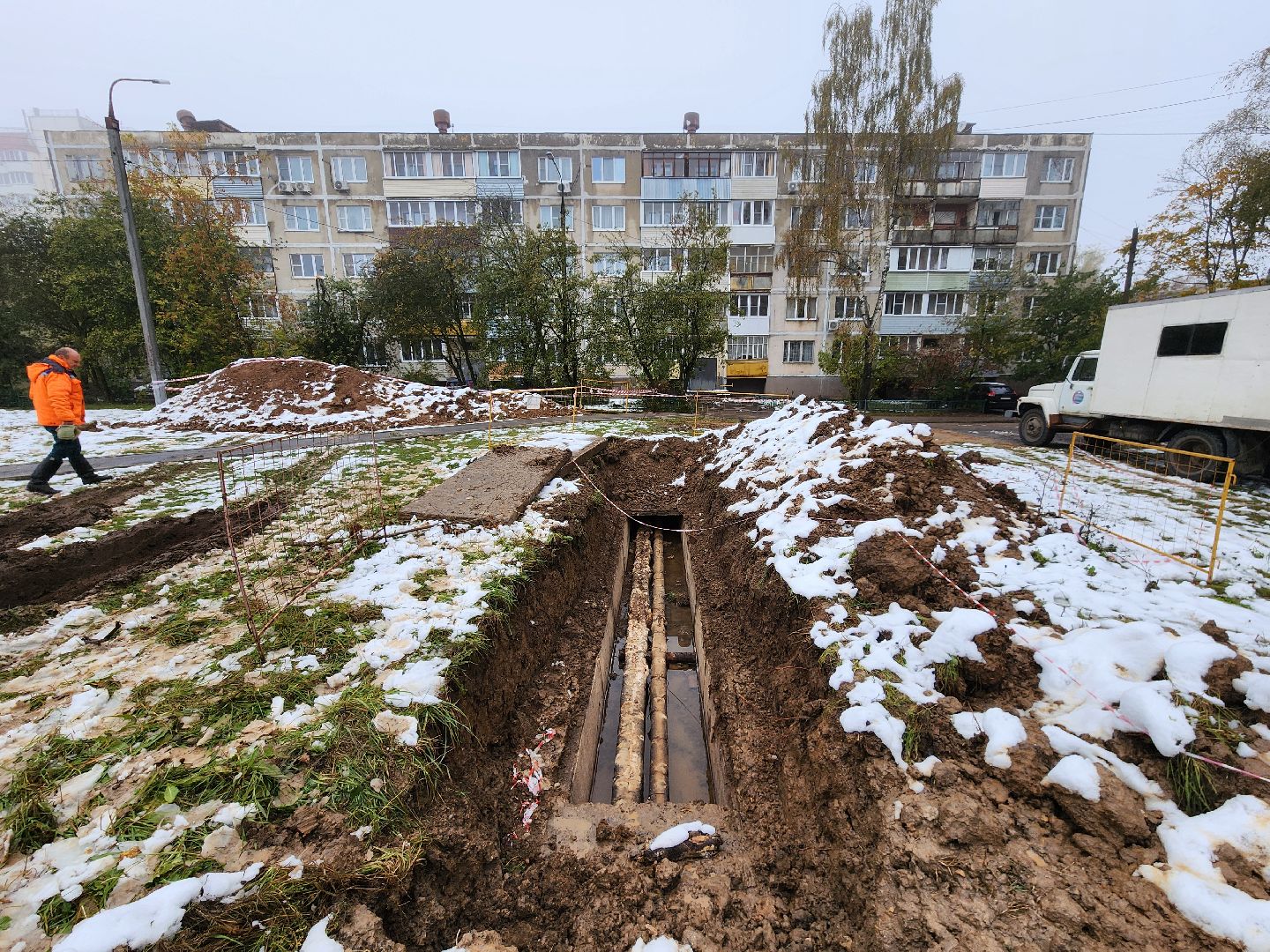 Чехов, микрорайон Венюково, улица Маркова, ремонт теплосети, восстановление теплоснабжения, замена трубы, подача тепла,