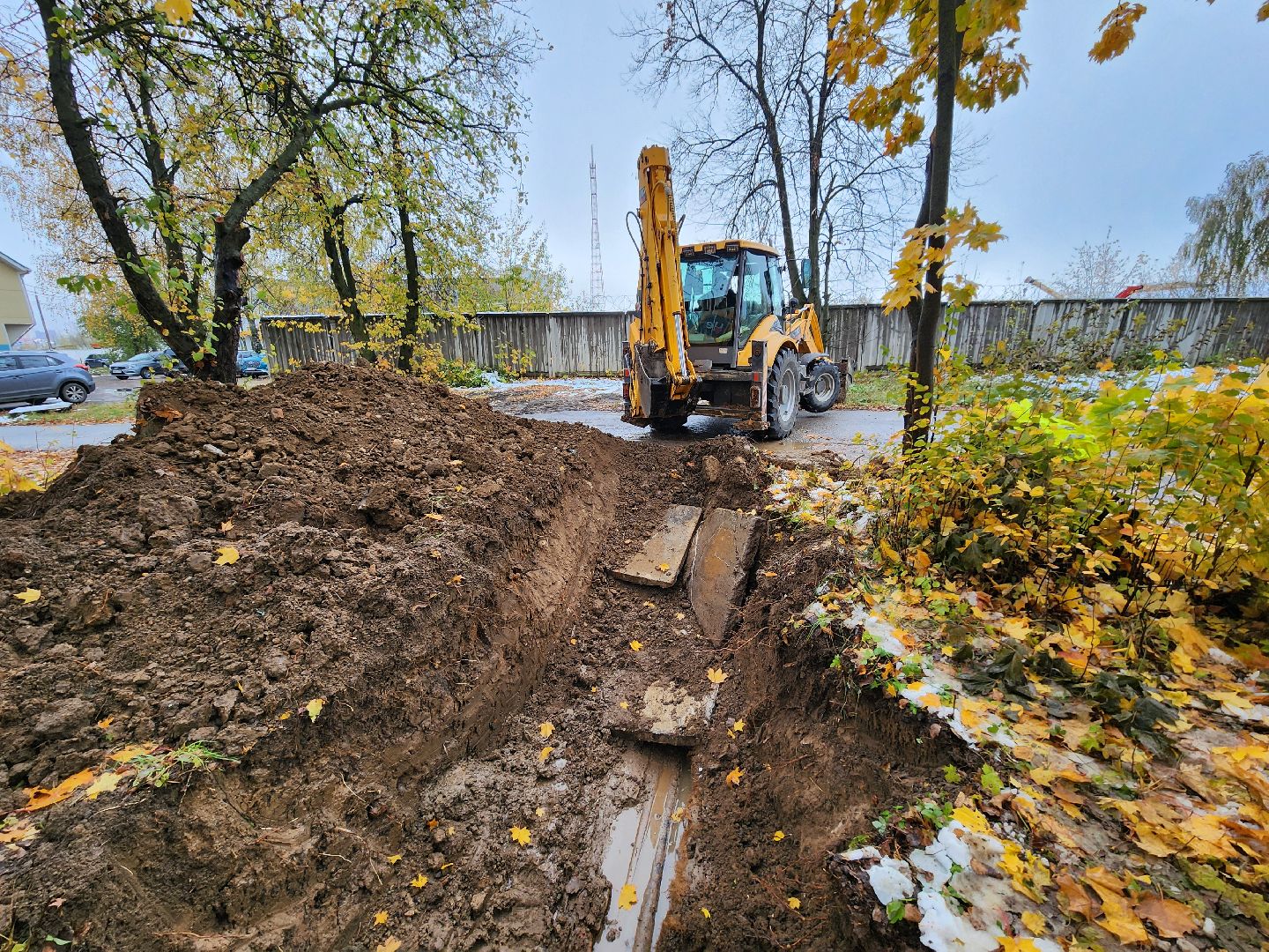 Чехов, улица 8 Марта, ремонт теплосети, замена трубы отопления, подача тепла, теплоснабжение, МП ЖКХ Чеховского района, глава округа михаил собакин,