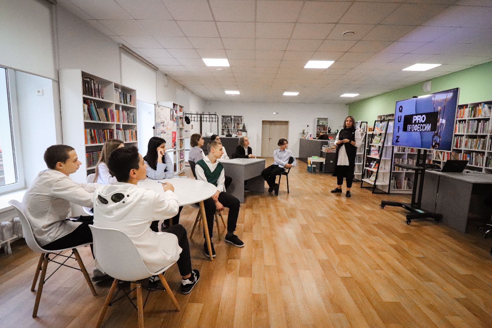 Клин, общество, образование, библиотеки, Подмосковье,