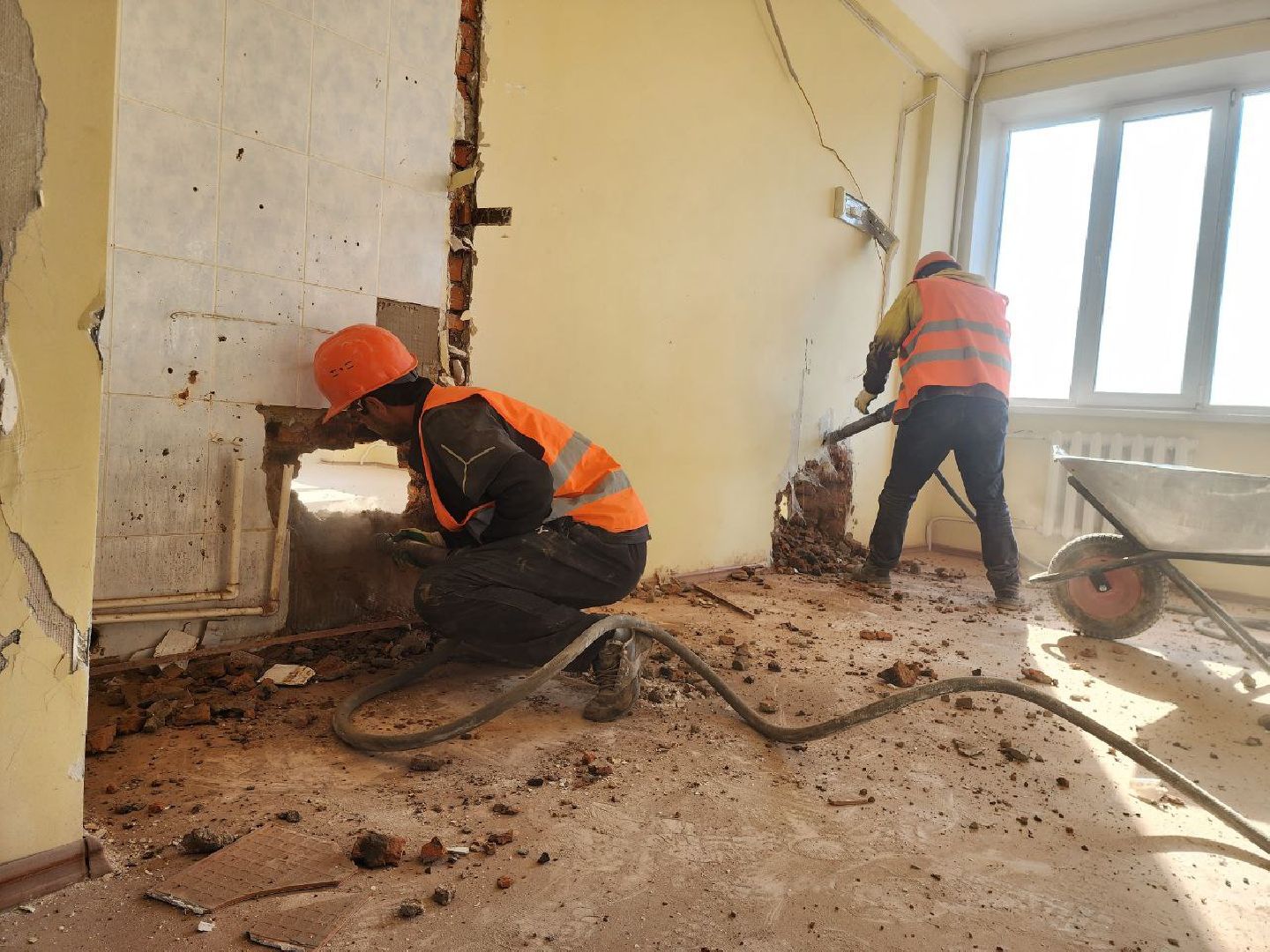 можайск, можайский городской округ, подмосковье, капитальный ремонт медучреждения, капремонт, стационар перезагрузка, демонтажные работы, медицина, здравоохранение подмосковья,