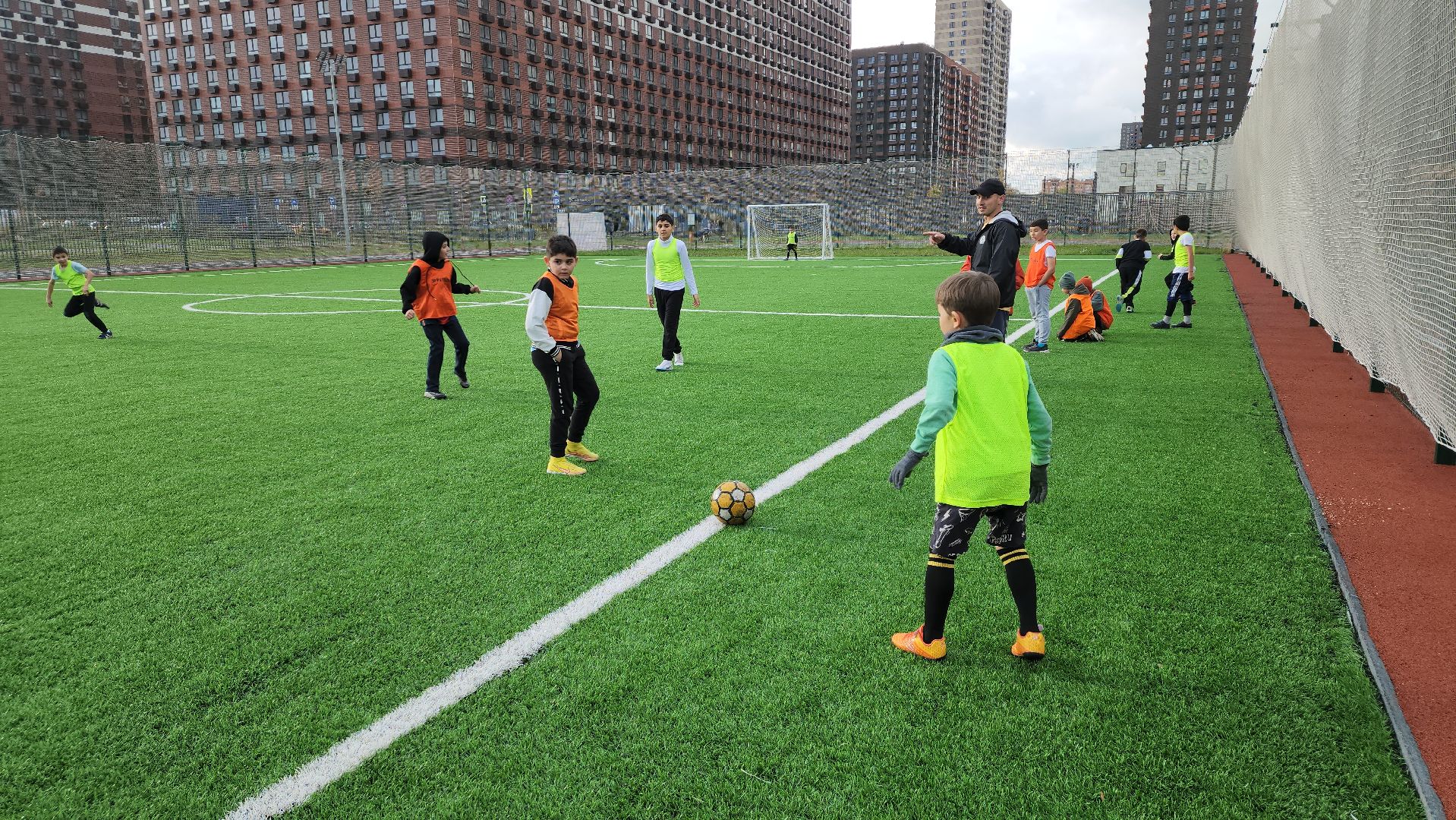 котельники, котельники парк, спортивная площадка, открытый стадион,