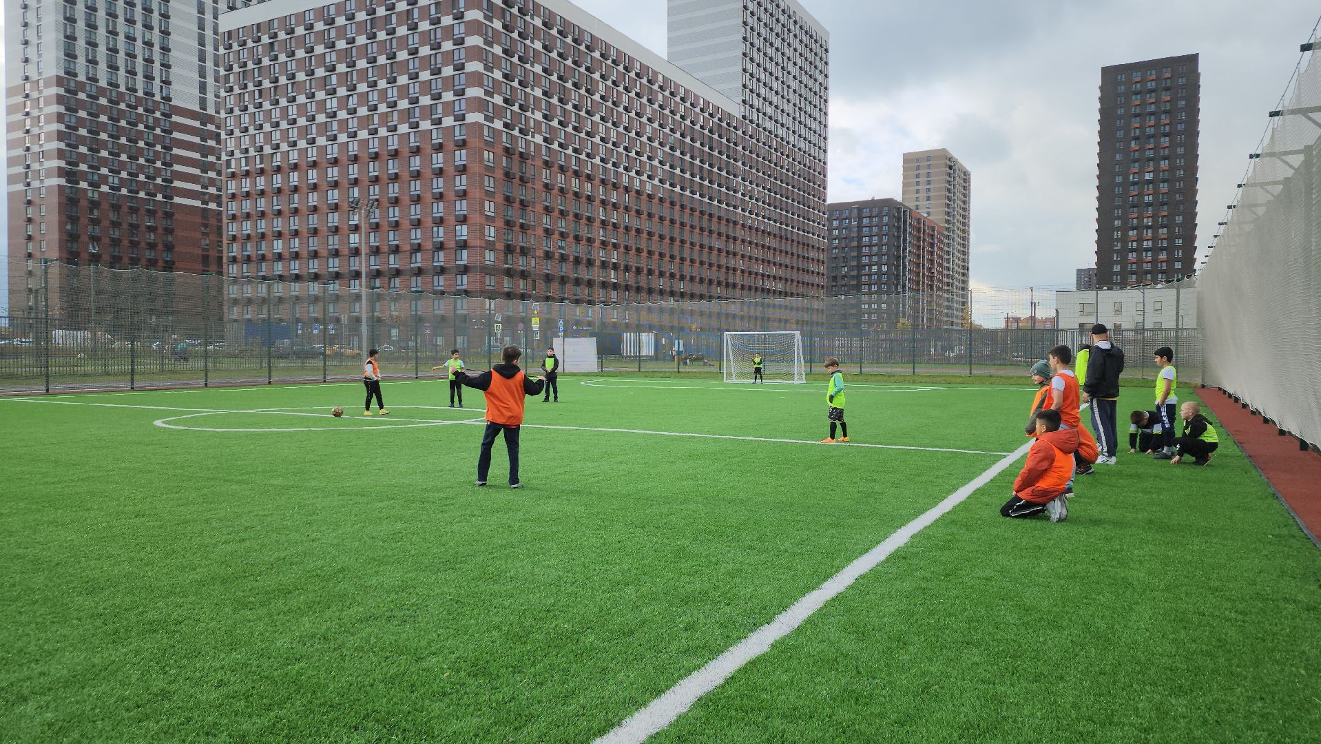 котельники, котельники парк, спортивная площадка, открытый стадион,