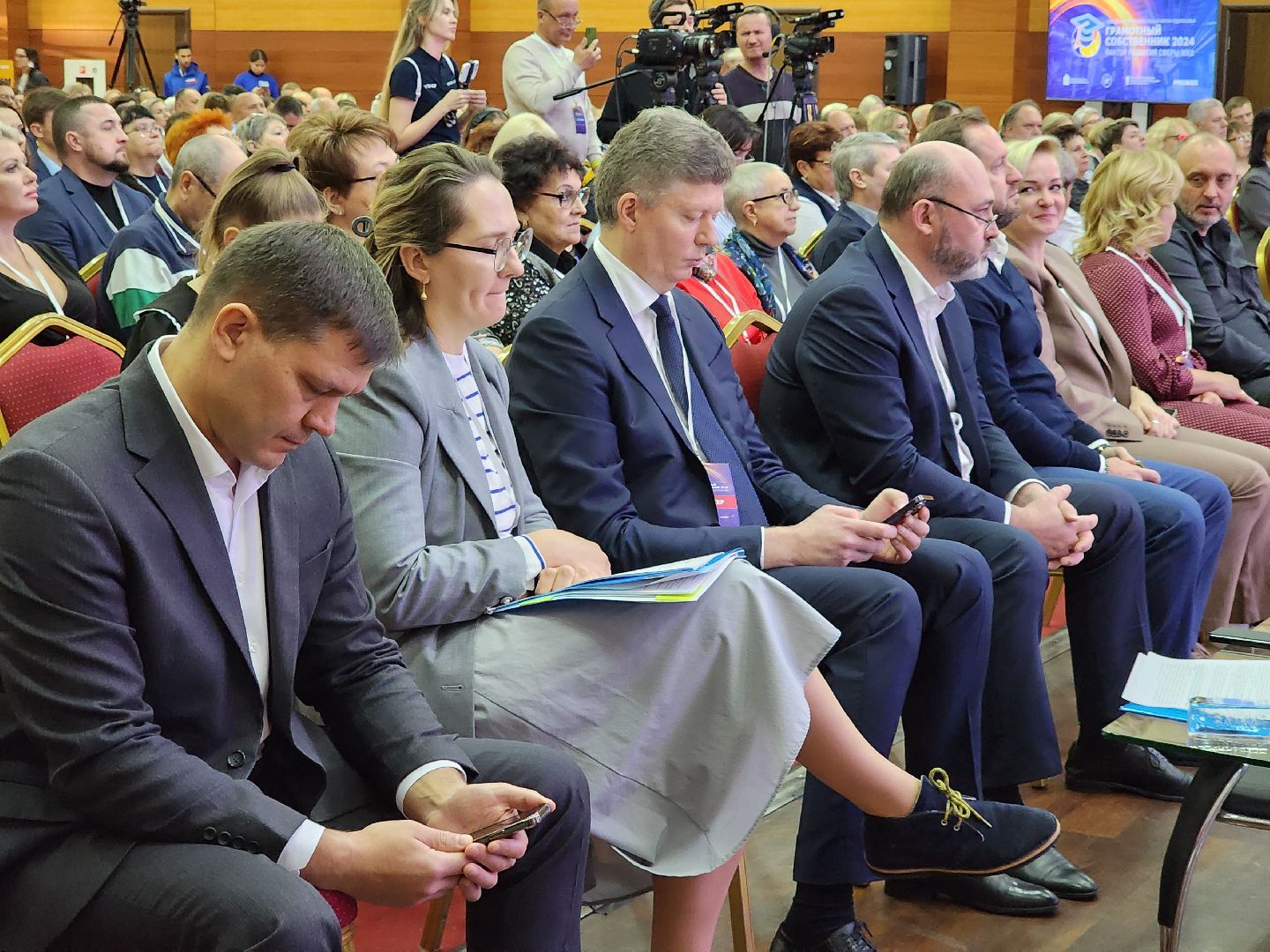 жители, общество, власть, жкх, форум, проблемы жкх, богородский округ, вице-губернатор, многоквартирные дома,