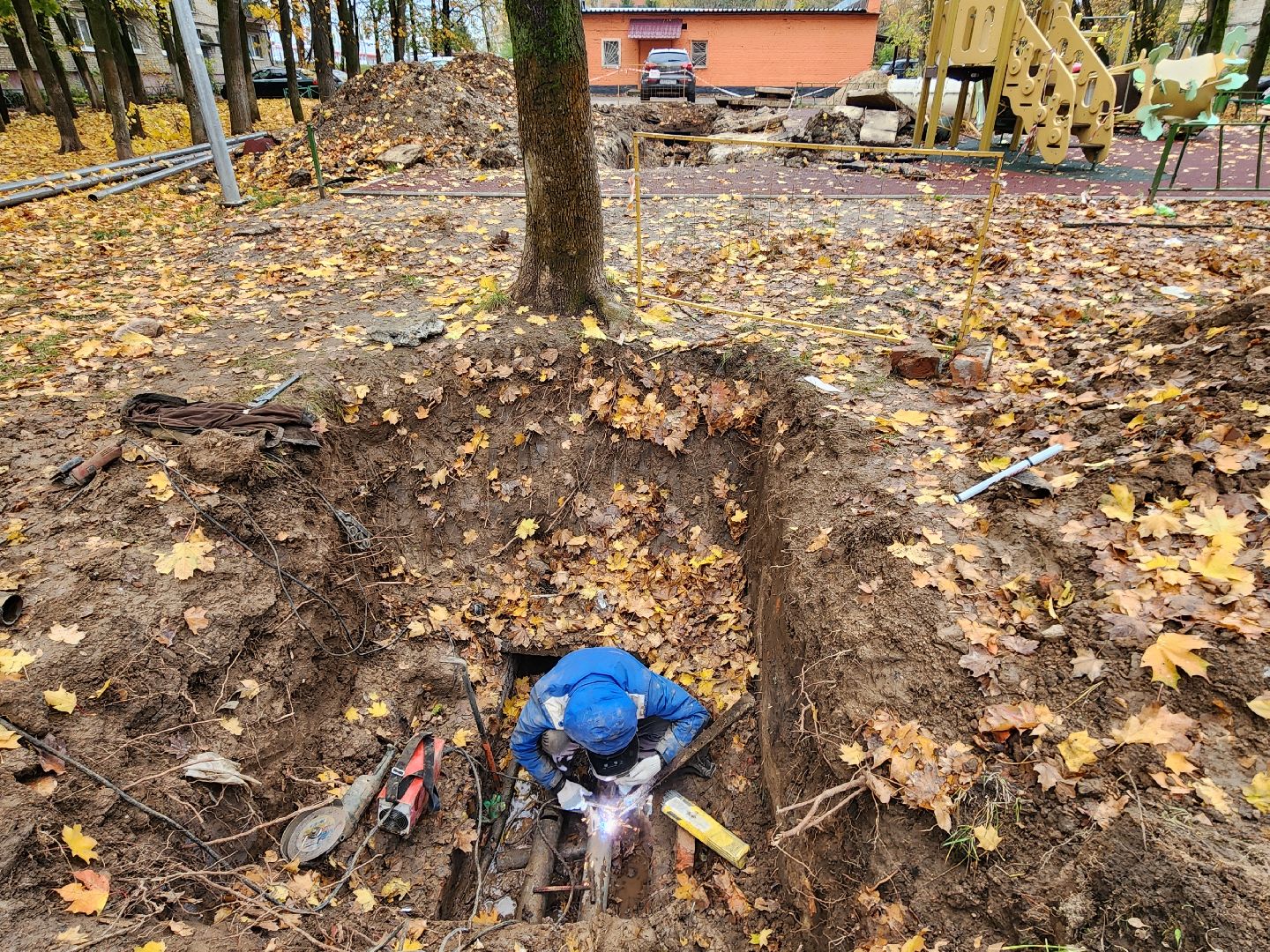 Чехов, улица Чехова, ремонт тепловых сетей, устранение аварии, теплоснабжение, пуск отопления, глава округа михаил собакин,