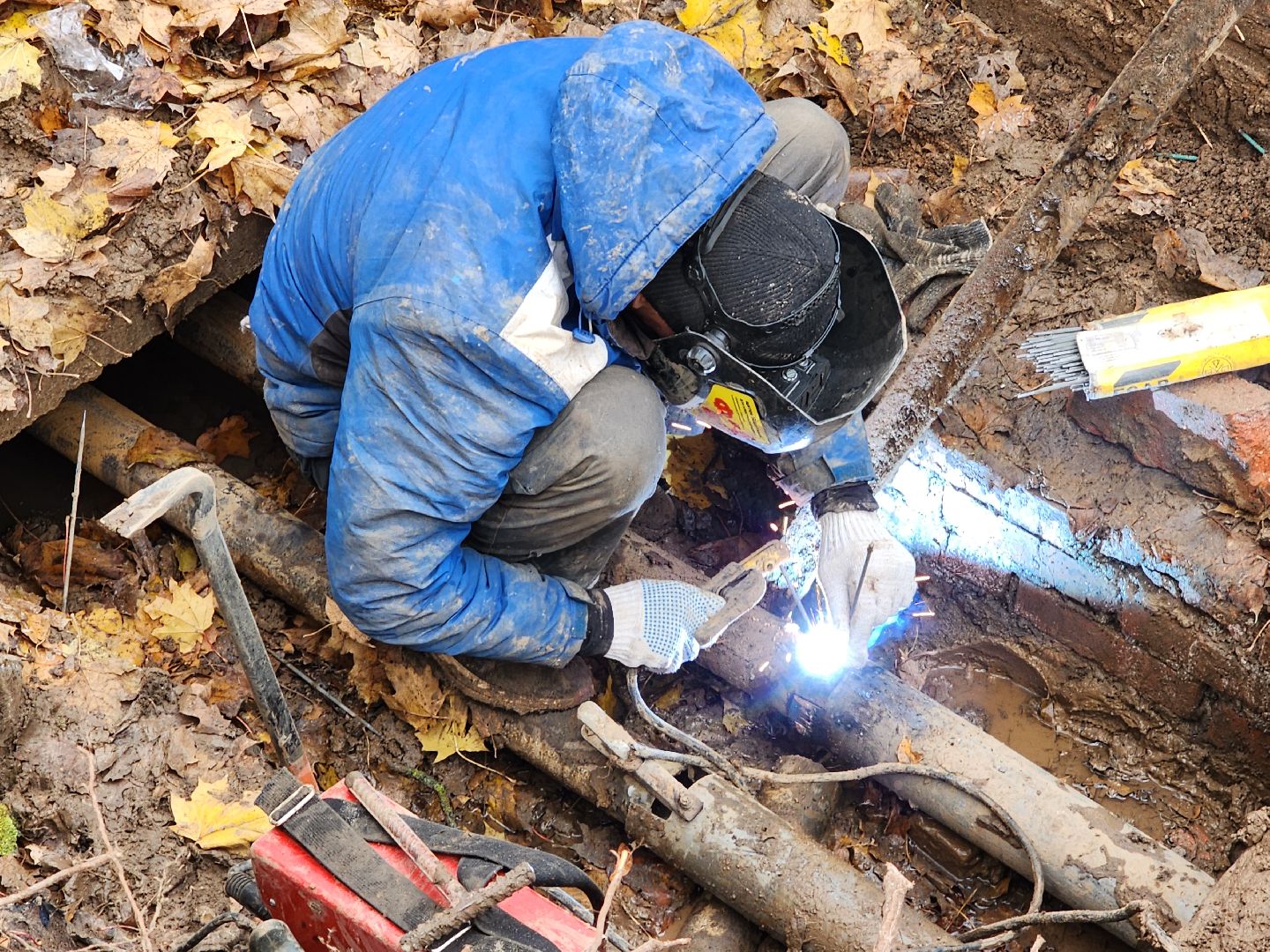 Чехов, улица Чехова, ремонт тепловых сетей, устранение аварии, теплоснабжение, пуск отопления, глава округа михаил собакин,