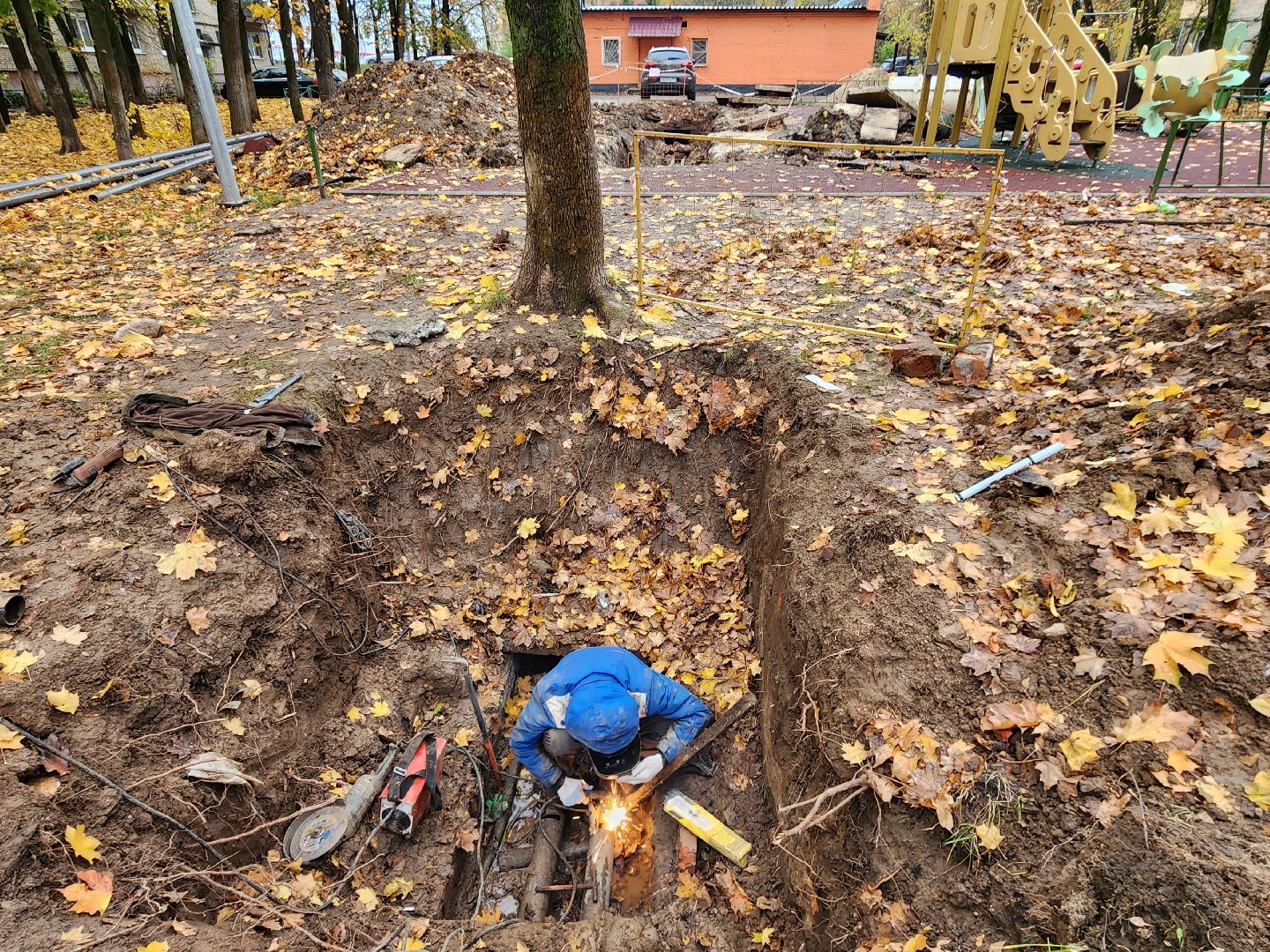 Чехов, улица Чехова, ремонт тепловых сетей, устранение аварии, теплоснабжение, пуск отопления, глава округа михаил собакин,