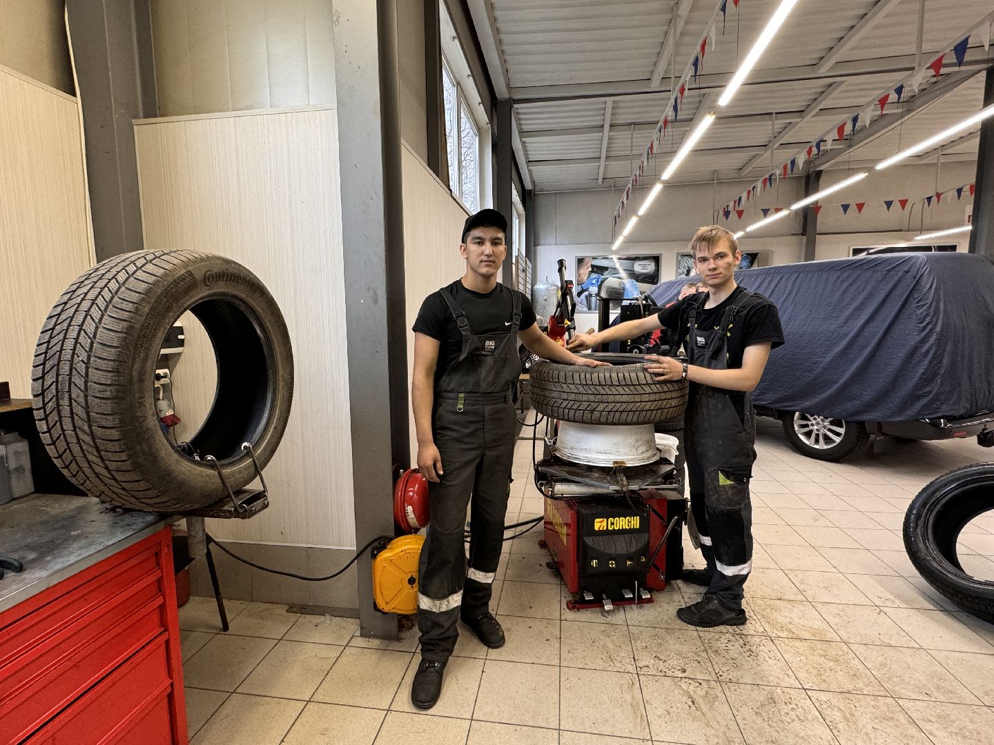 Волин, Обучение молодых специалистов, Автотехобслуживание, Рабочие профессии,