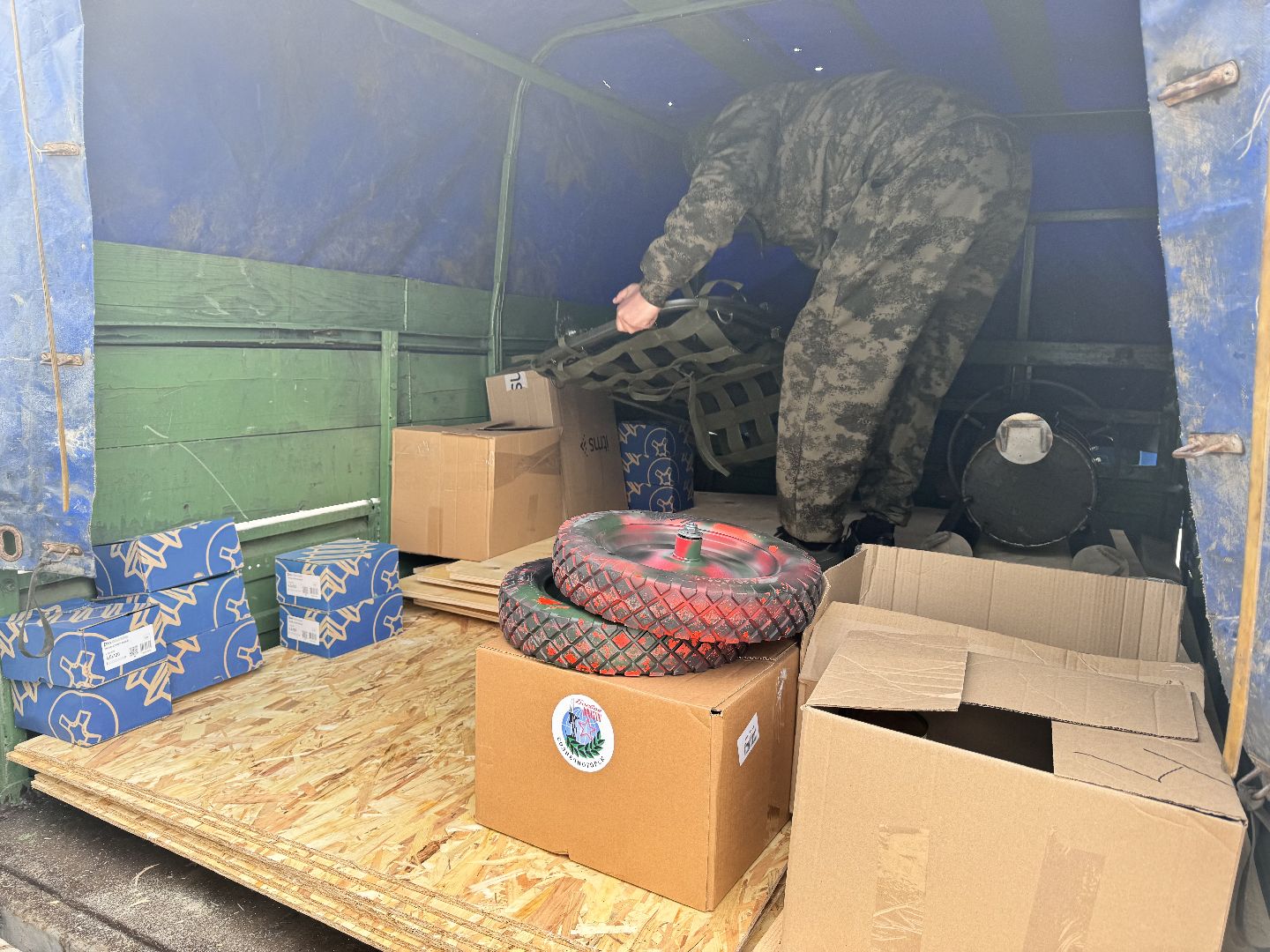 Солнечногорск, помощь бойцам, гуманитарная помощь, жители, военнослужащие,