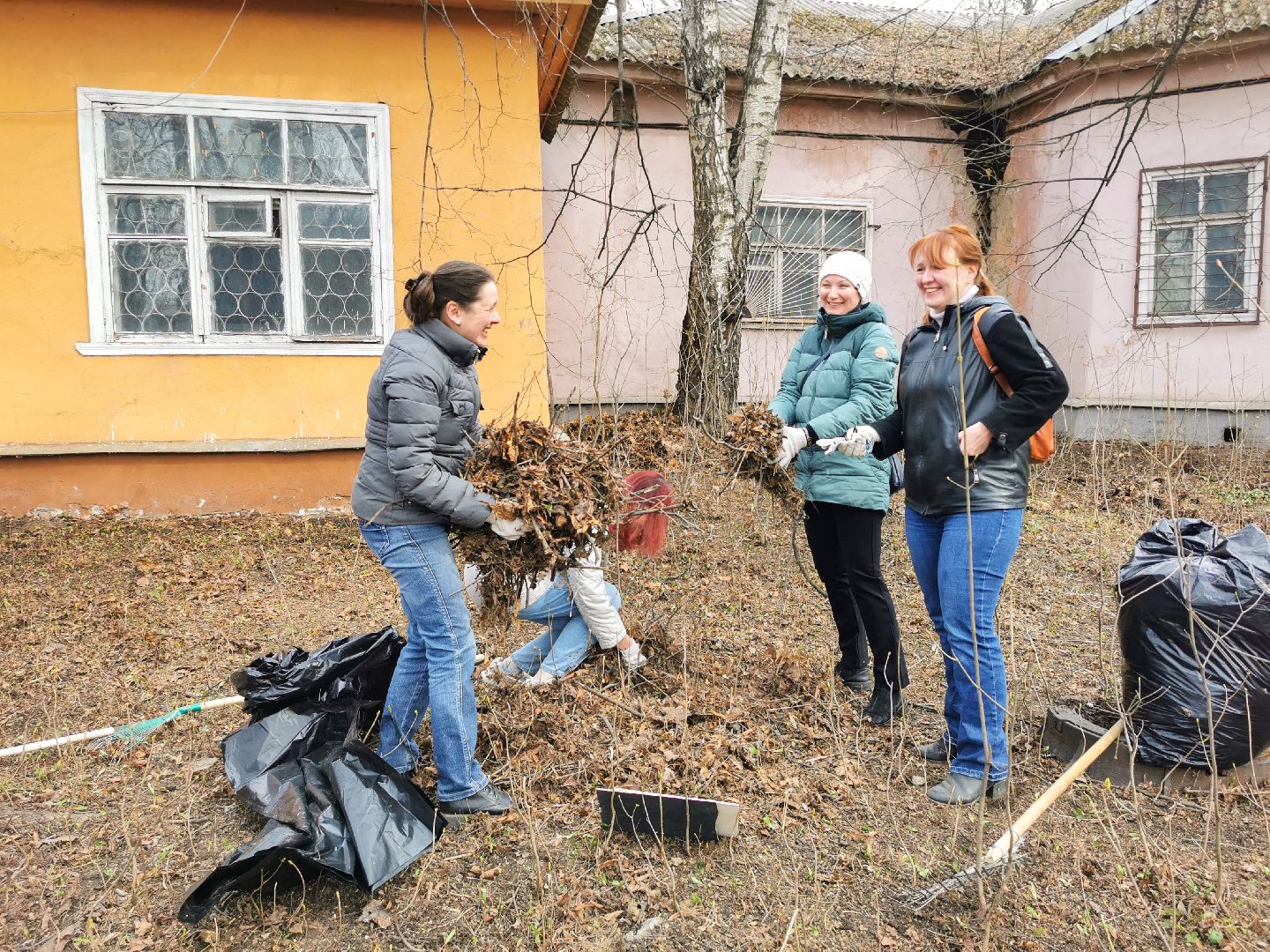 субботник, уборка мусора, благоустройство