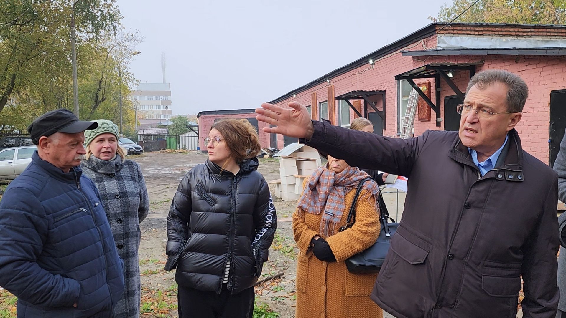 власть, жители, общество, благоустройство, новая дорога, оперативный выезд, глава округа,