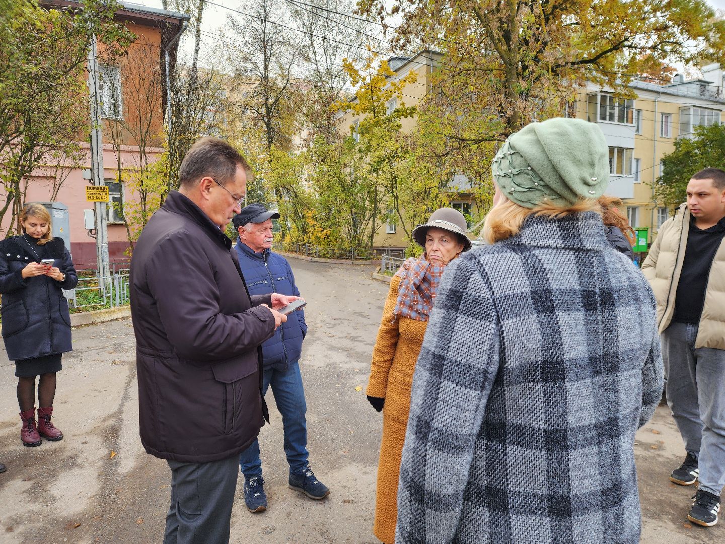 власть, жители, общество, благоустройство, новая дорога, оперативный выезд, глава округа,