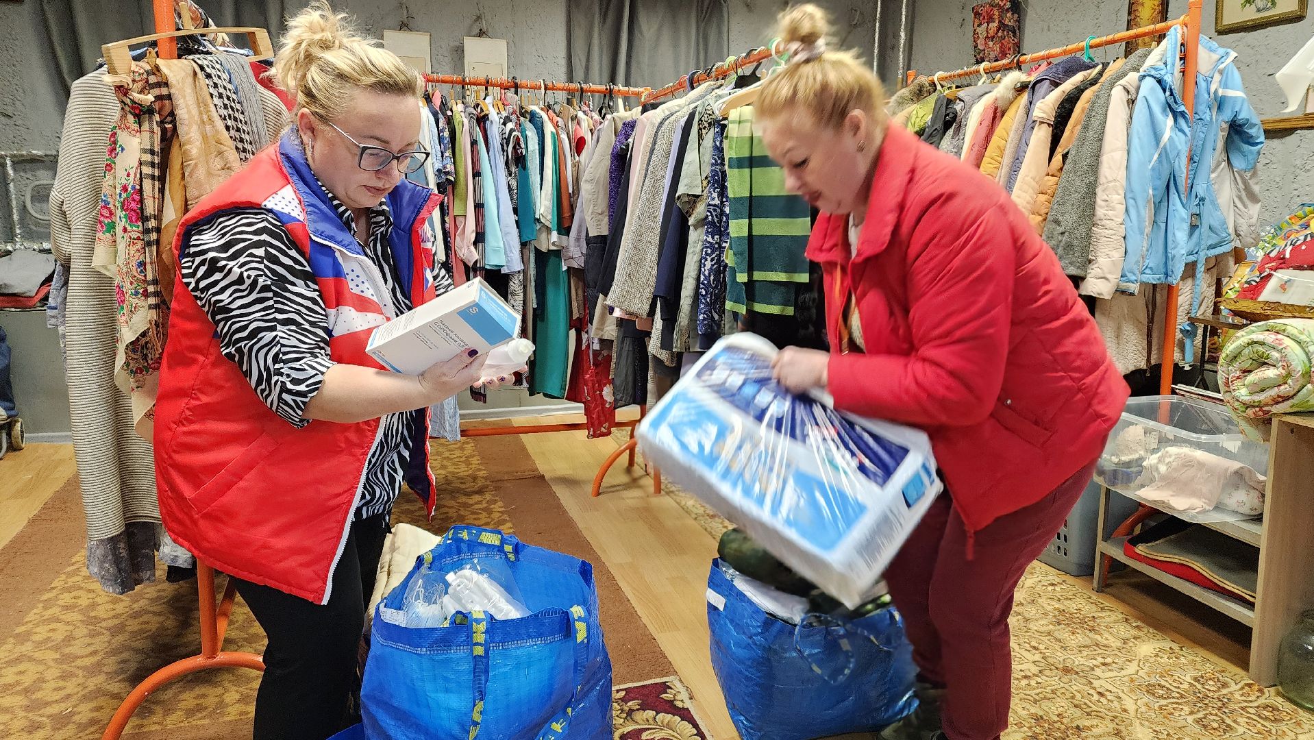 волонтеры подмосковья, отделение вещевой помощи, дару дар, протвино, городской округ Серпухов,