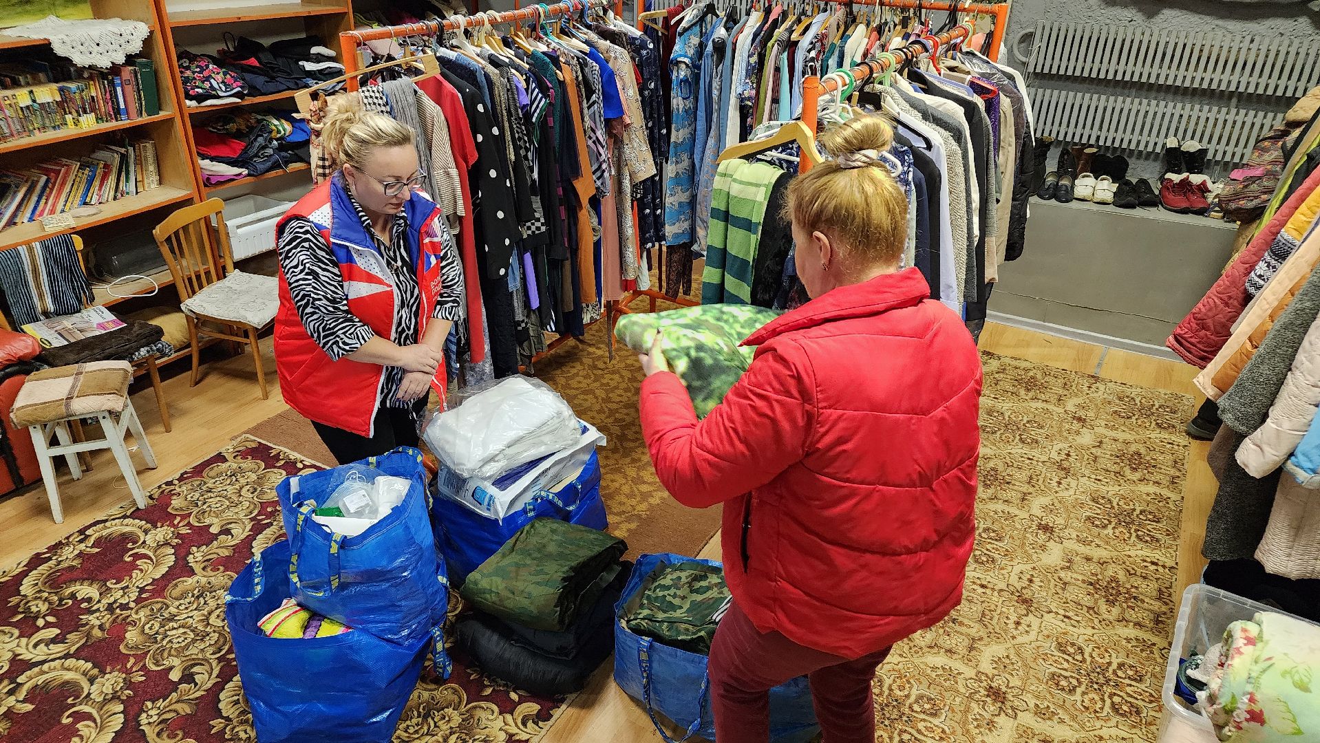волонтеры подмосковья, отделение вещевой помощи, дару дар, протвино, городской округ Серпухов,