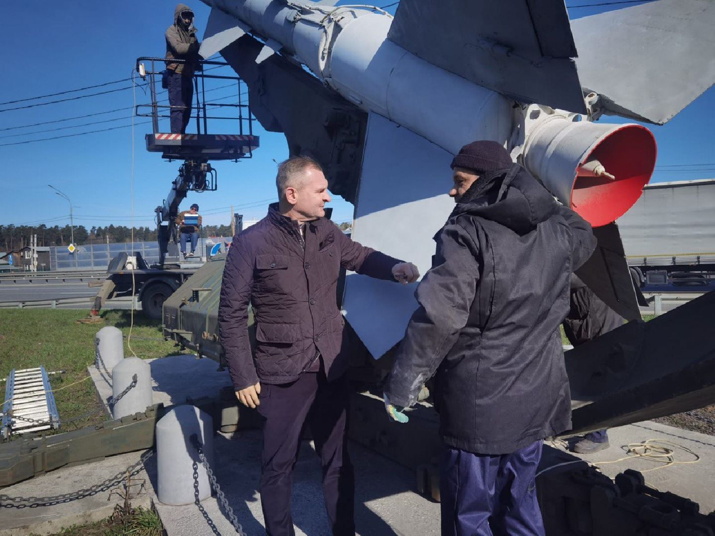 Балашиха, День Победы, Пусковая установка ЗРК С-75, мемориальный комплекс, памятник ВОВ, ветераны, 9 мая, субботник, Месяц чистоты и благоустройства, депутаты