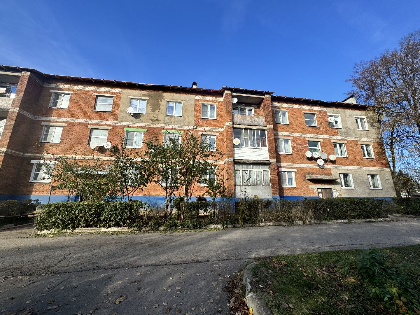 шаховская, отмостка, ремонт фасада, ремонт фасада дома,