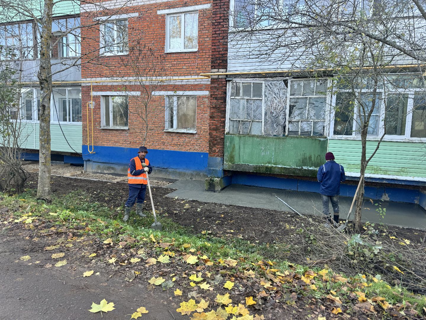 шаховская, отмостка, ремонт фасада, ремонт фасада дома,