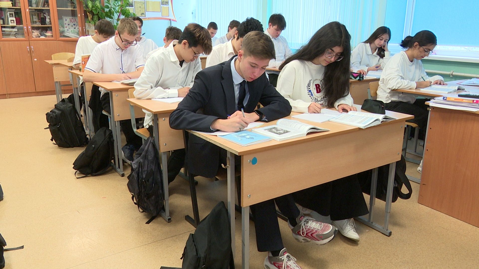 Реутов, образование, олимпиады, центр Омега, одаренные школьники, подготовка к олимпиадам,