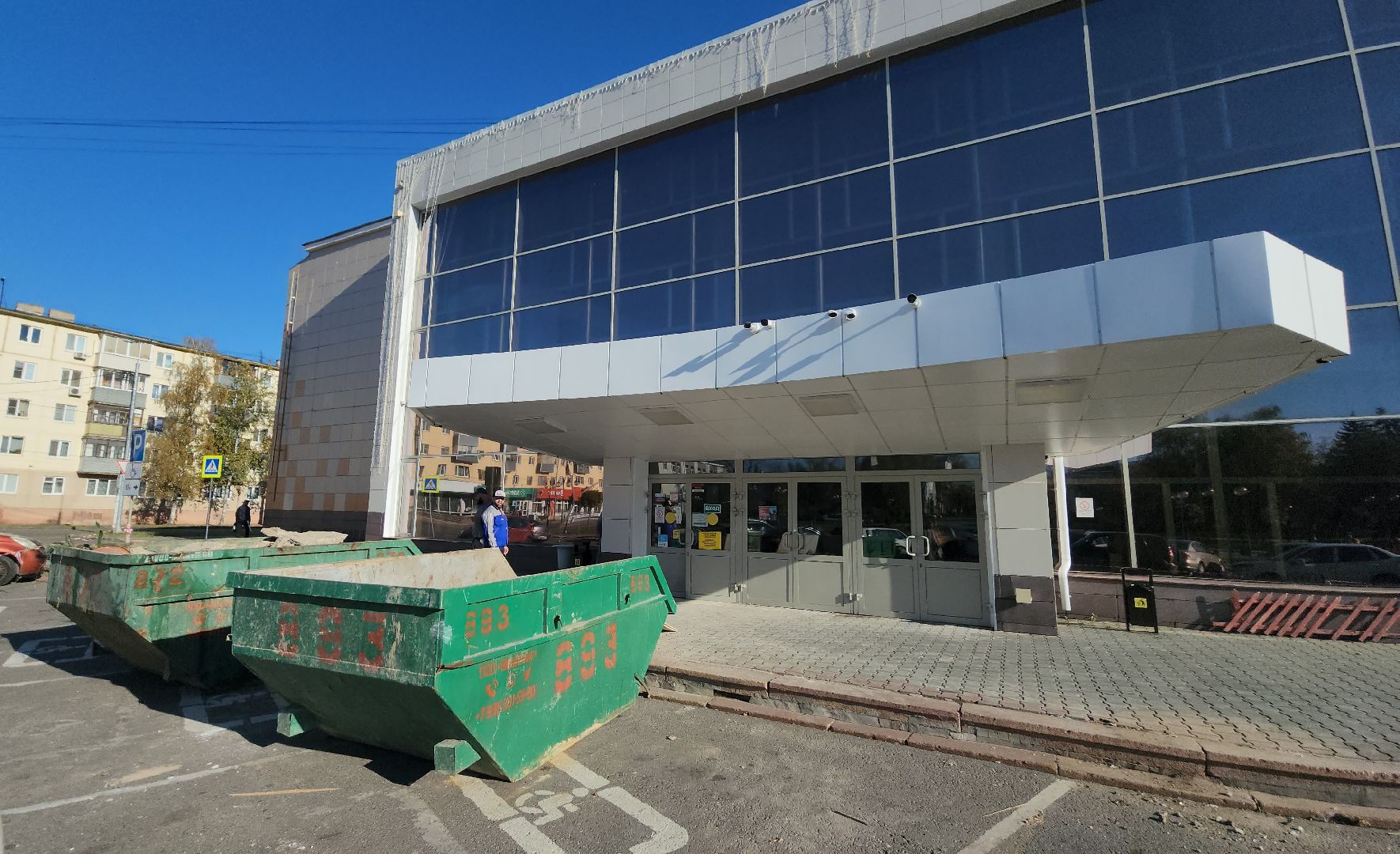 серпухов, дк россия, улица советская, редизайн фойе, ремонт дк,