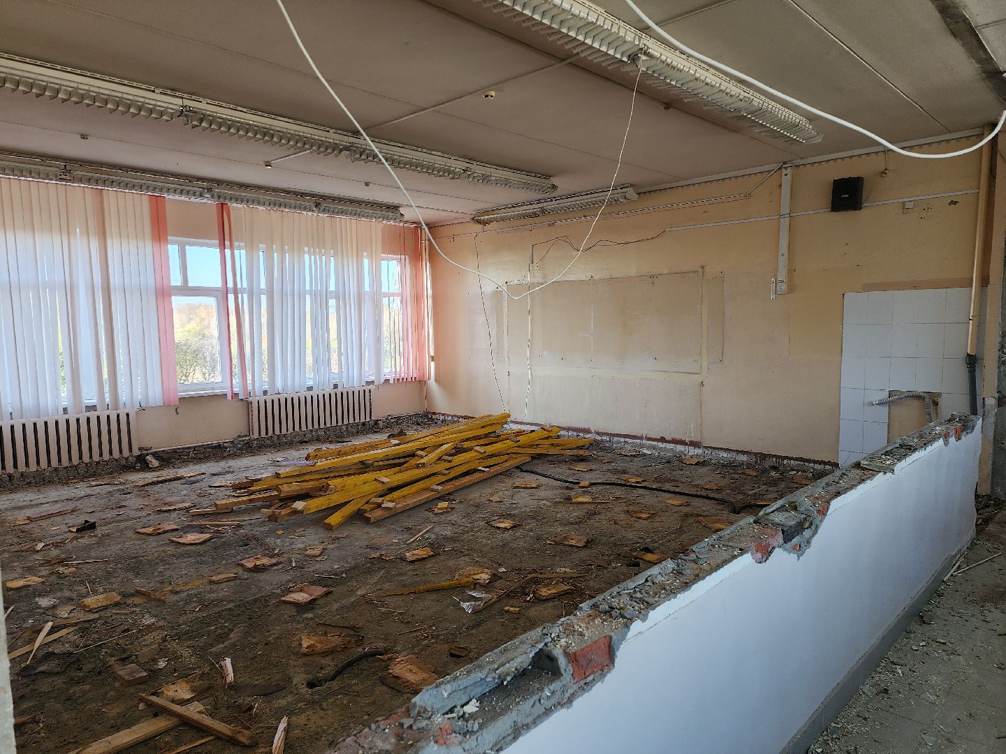 серпухов, подмосковье, капремонт школы, президентская программа, заменят окна,