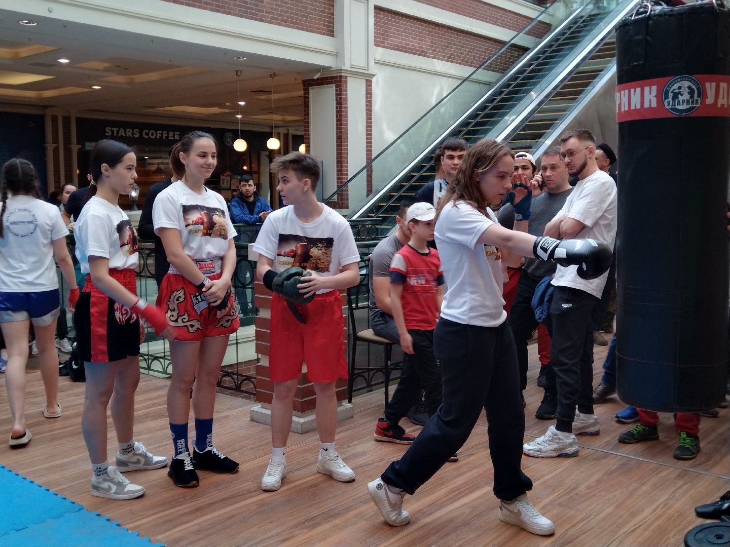 Спорт, бокс, Мытищи, кикбоксинг, джиу-джитсу