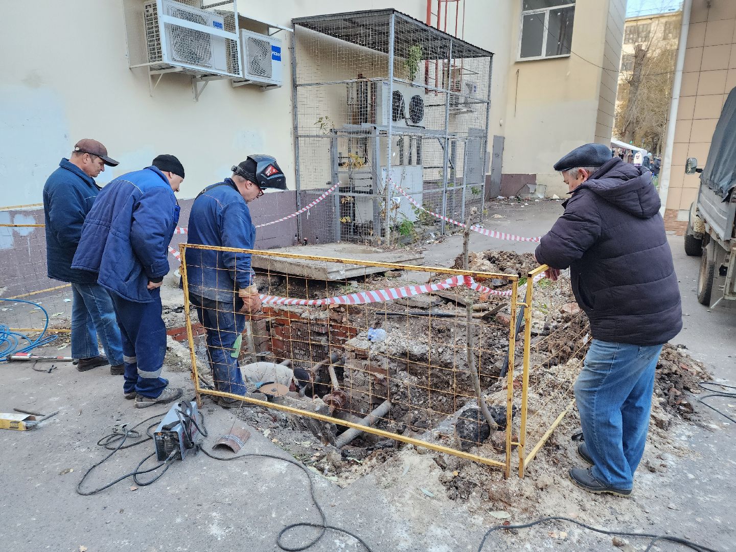 Чехов, улица Полиграфистов, ремонт теплотрассы, устранение утечки теплоносителя, восстановление теплоснабжения, пуск отопления,