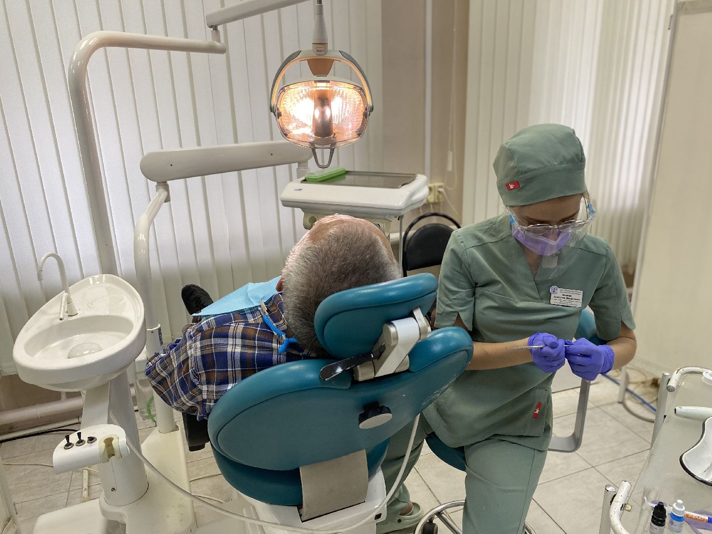 Коломна, Медицина, новые кадры, врач - стоматолог,