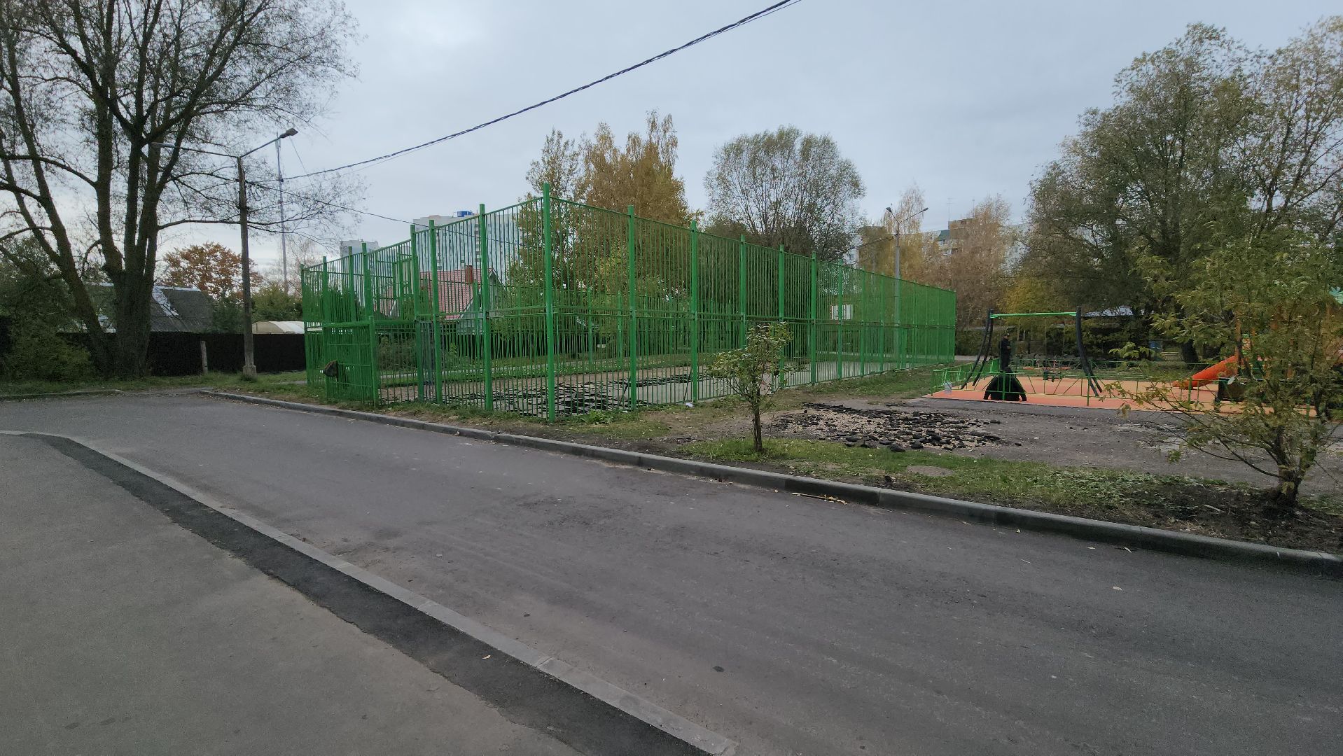 серпухов, улица комсомольская, универсальная площадка, мини-футбол, баскетбол,