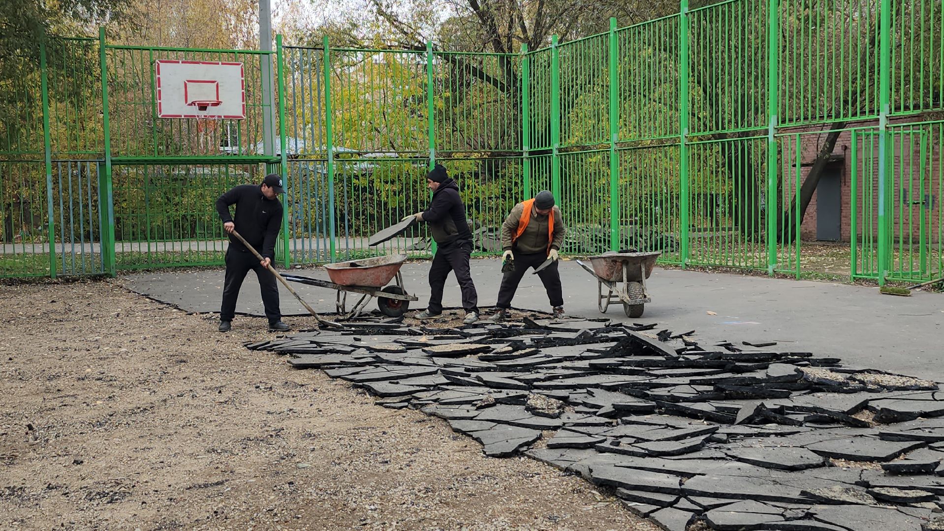 серпухов, улица комсомольская, универсальная площадка, мини-футбол, баскетбол,