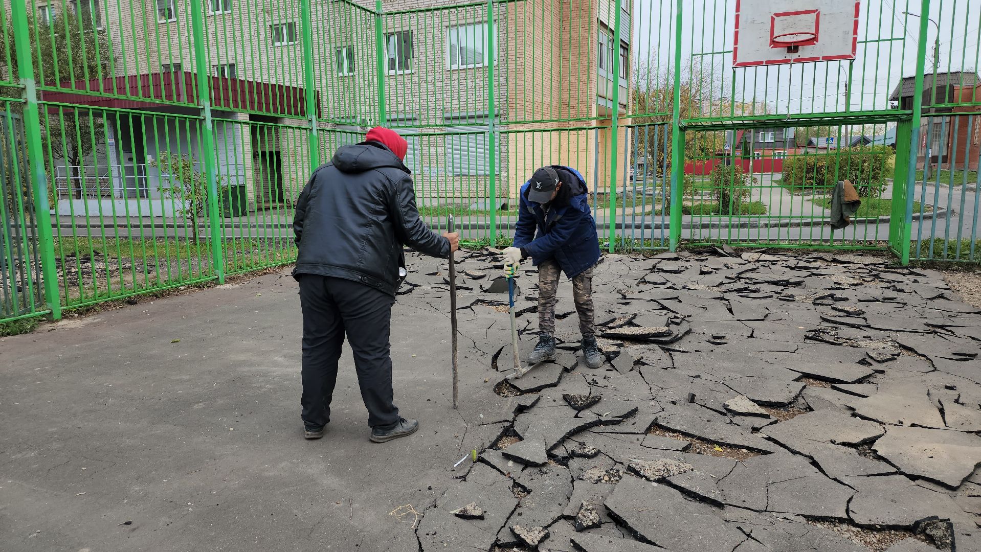серпухов, улица комсомольская, универсальная площадка, мини-футбол, баскетбол,