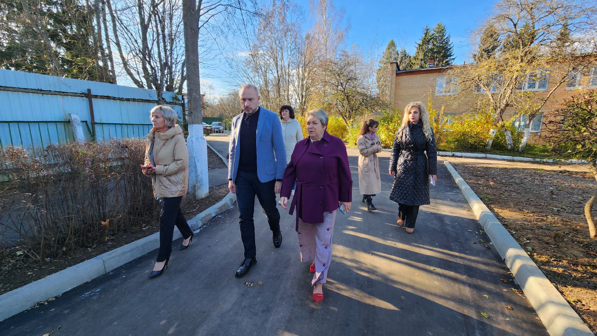 Солнечногорск, поселок Смирновка, Школа Солнечная, благоустройство, новый асфальт,