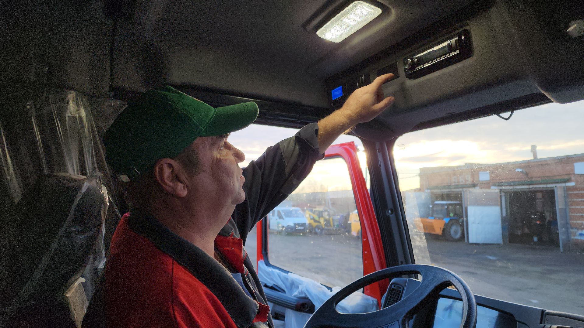 кашира, коммунальная техника, ломовоз,