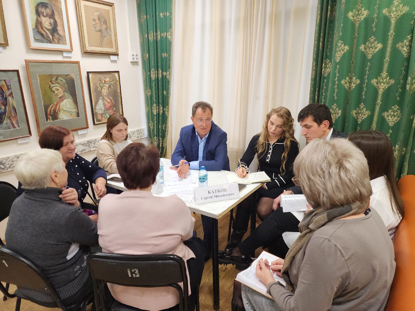 выездная администрация, жители, общество, крыша, протечка крыши, управляющая компания, власть, капитальный ремонт,