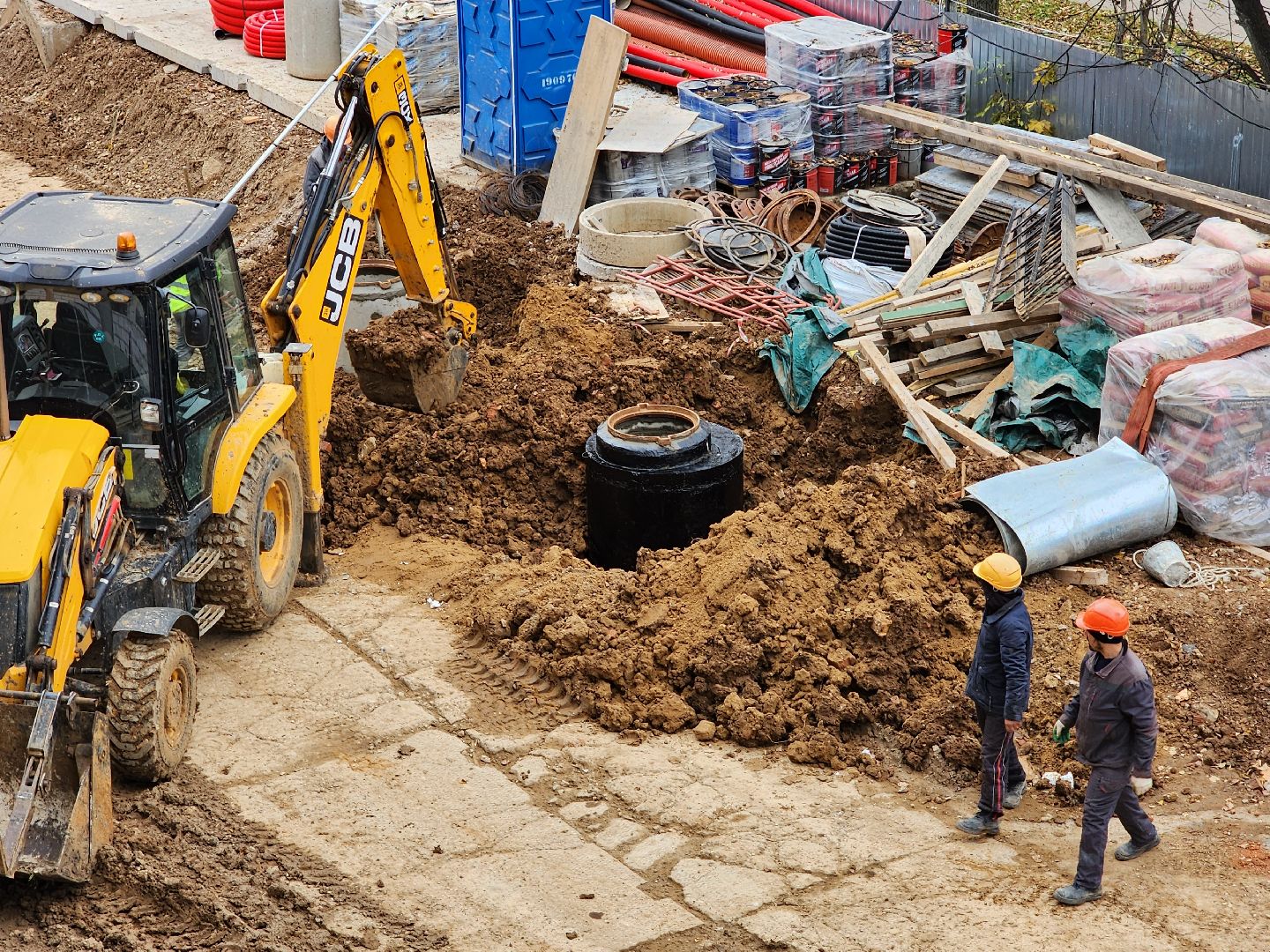 Чехов, школа 3, пристройка, строительство, возведение, обустройство кровли, парапет, наружные сети,