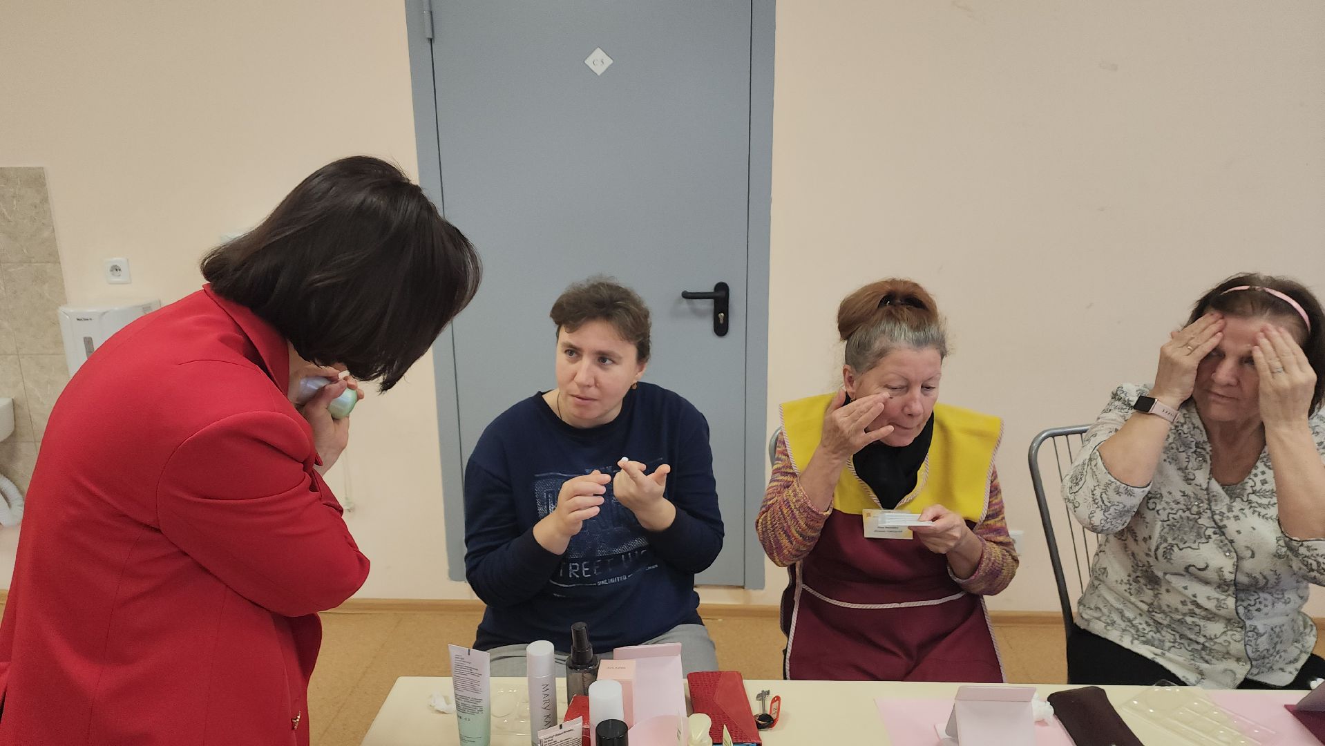 ивантеевка, пушкинский, красота, уход за кожей, уход за лицом, уход за руками, мамино время, мамы подмосковья, центр социального обслуживания,