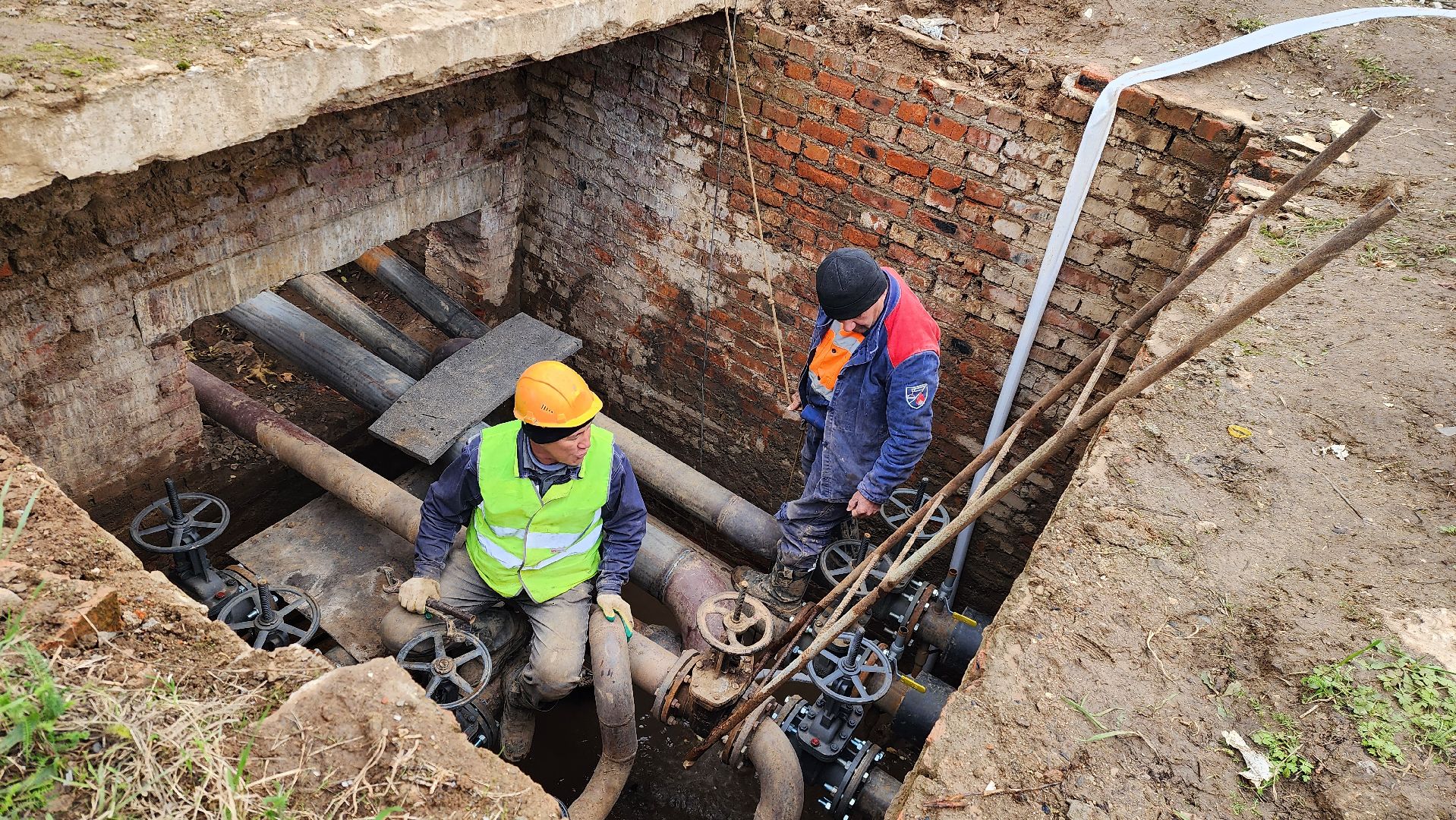 теплотрасса, ремонтные работы, жкх,