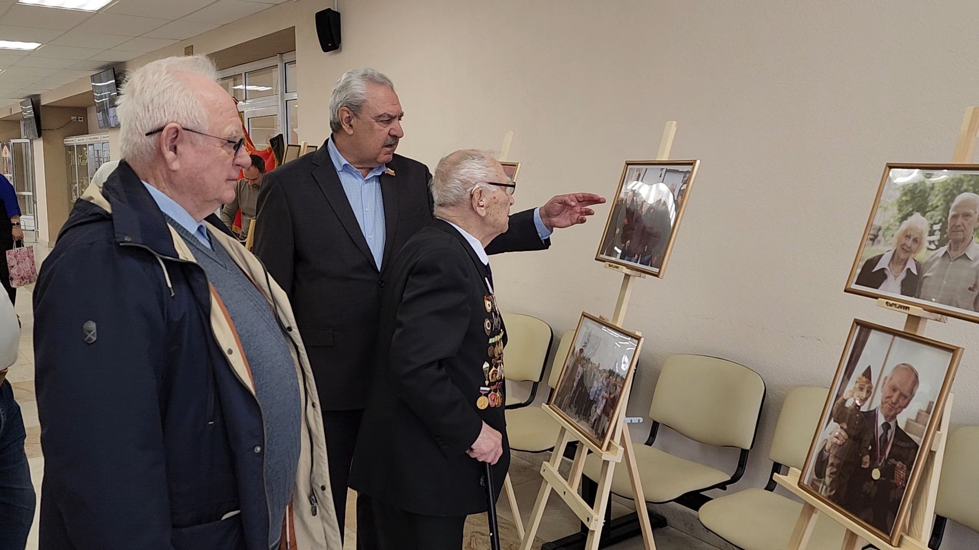 100 лет, михаил красов, ветеран, фотовыставка, юбилей,