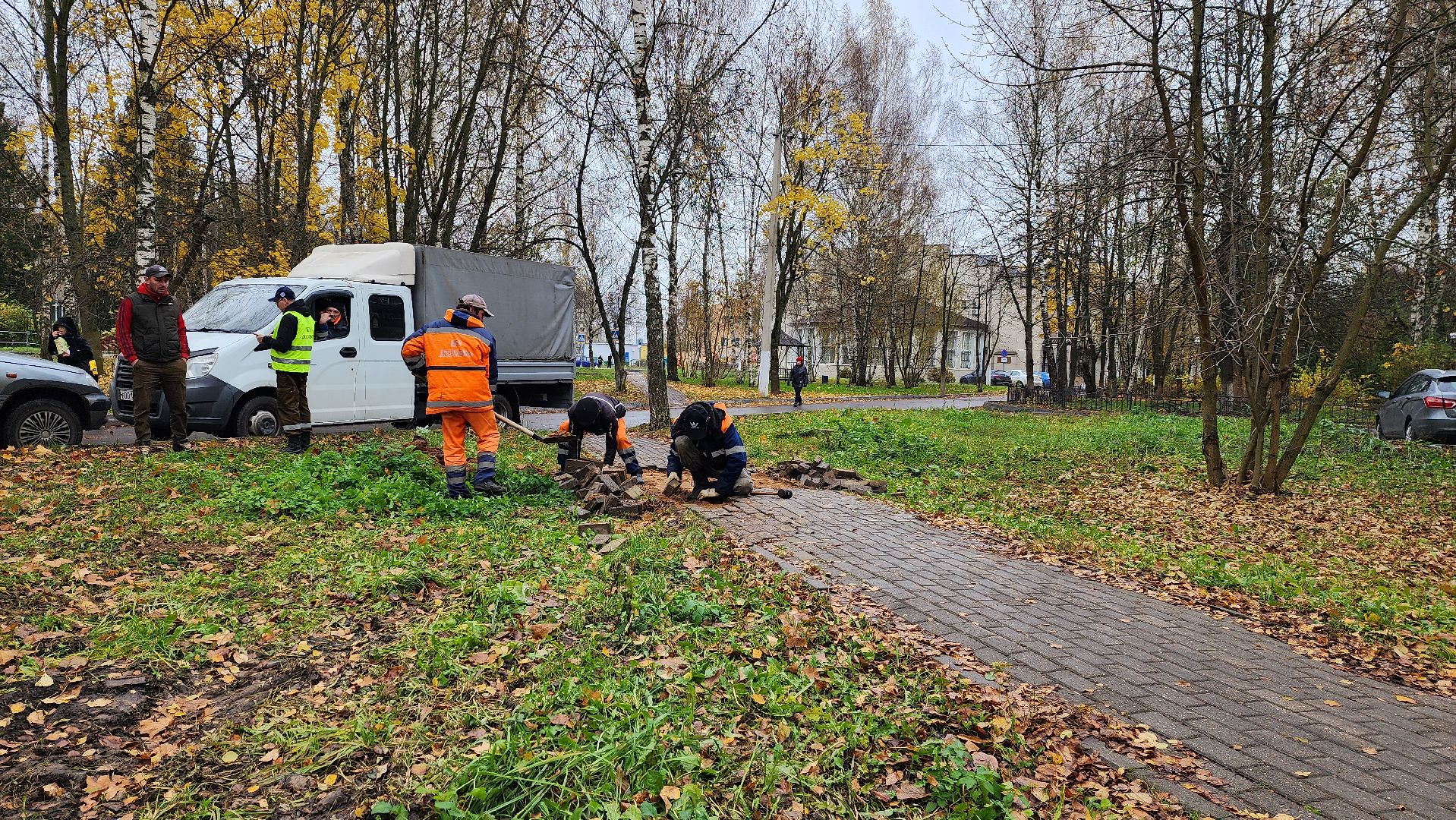 благоустройство, пешеходная дорожка, ремонт тротуара,