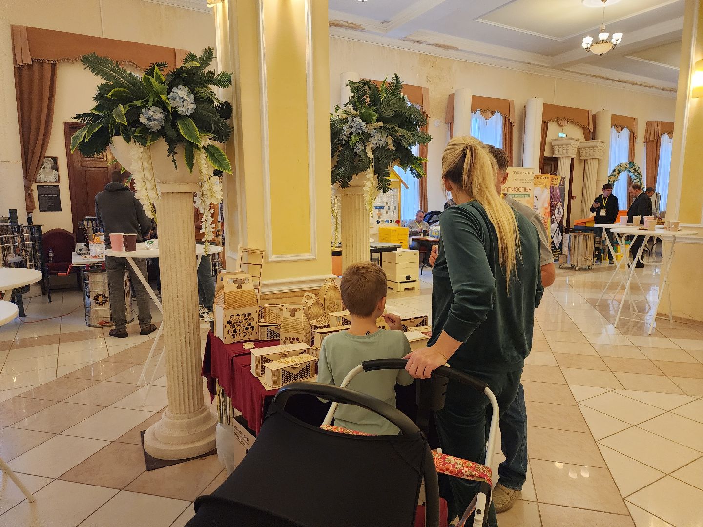 серпухов, подмосковье, лучший мед России, сельское хозяйство,Россия, лучший мед россии, сергиев посад, апифорум2024,