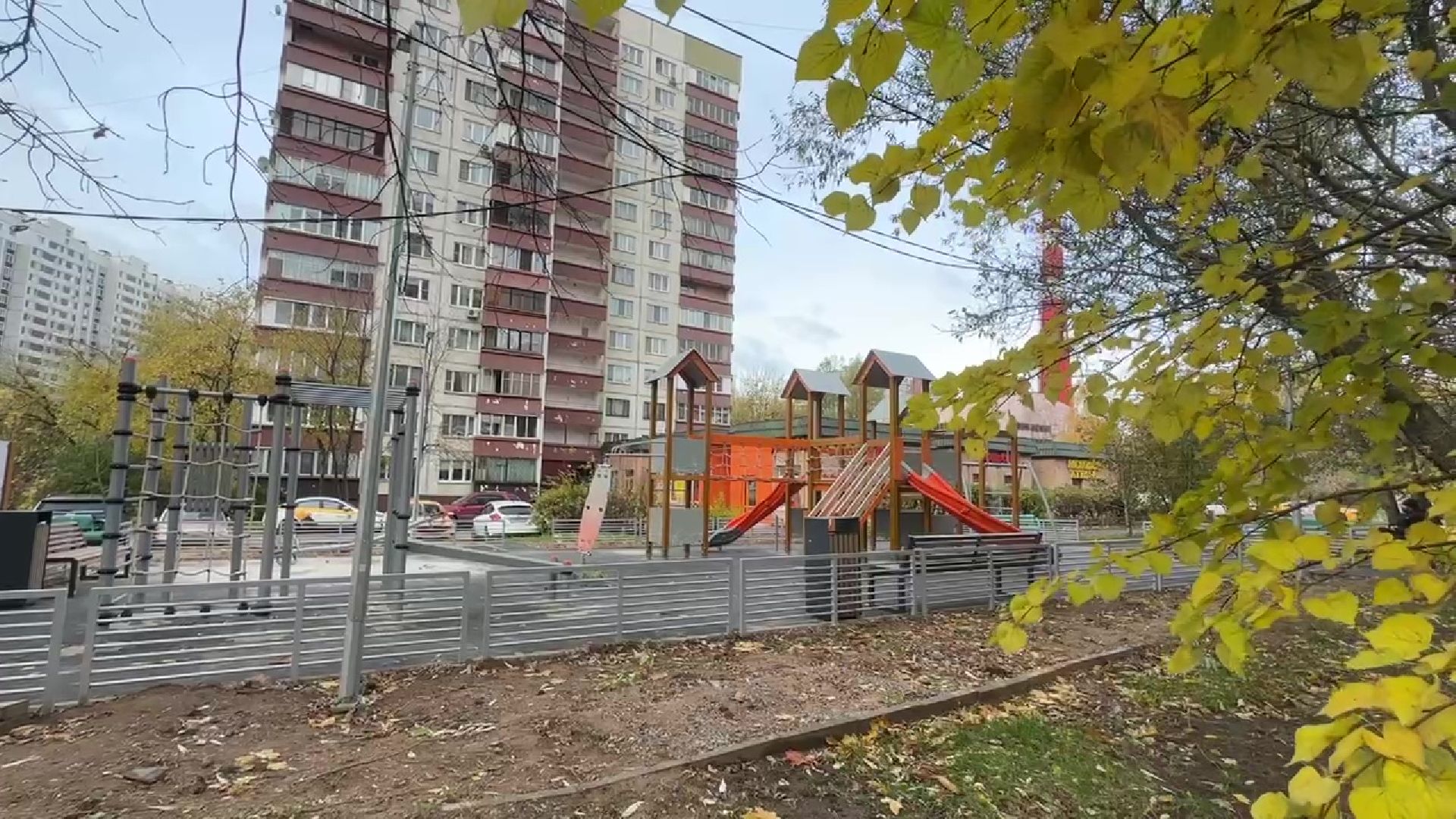 Реутов, добродел, жалобы, детская площадка, качели, горки, спорт,