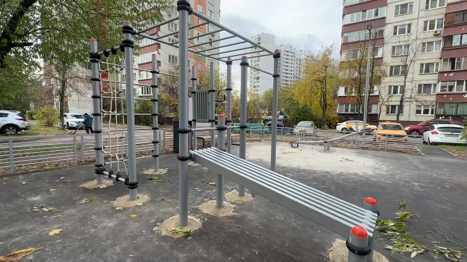 Реутов, добродел, жалобы, детская площадка, качели, горки, спорт,